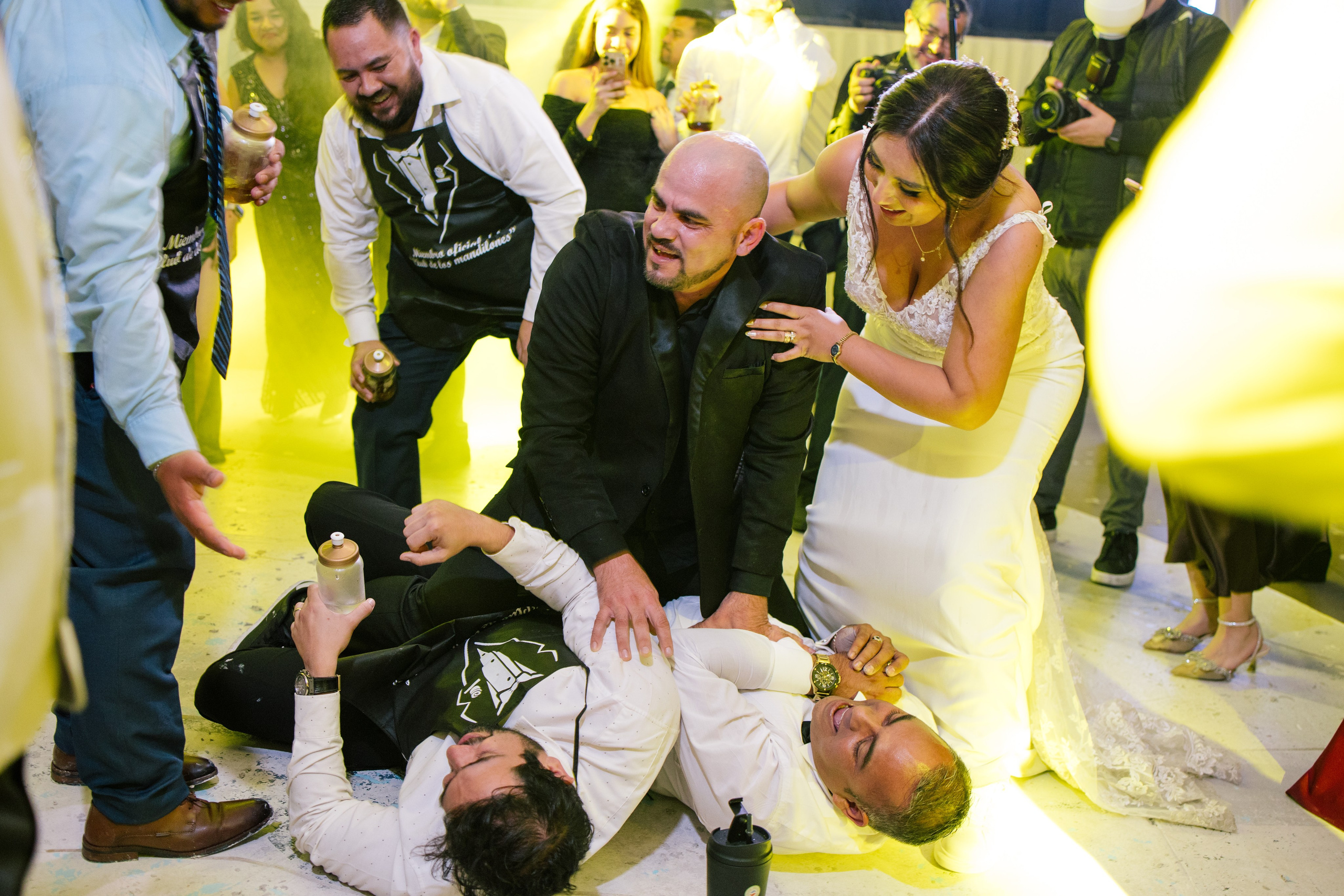 Alejandra y Salvador. Principal