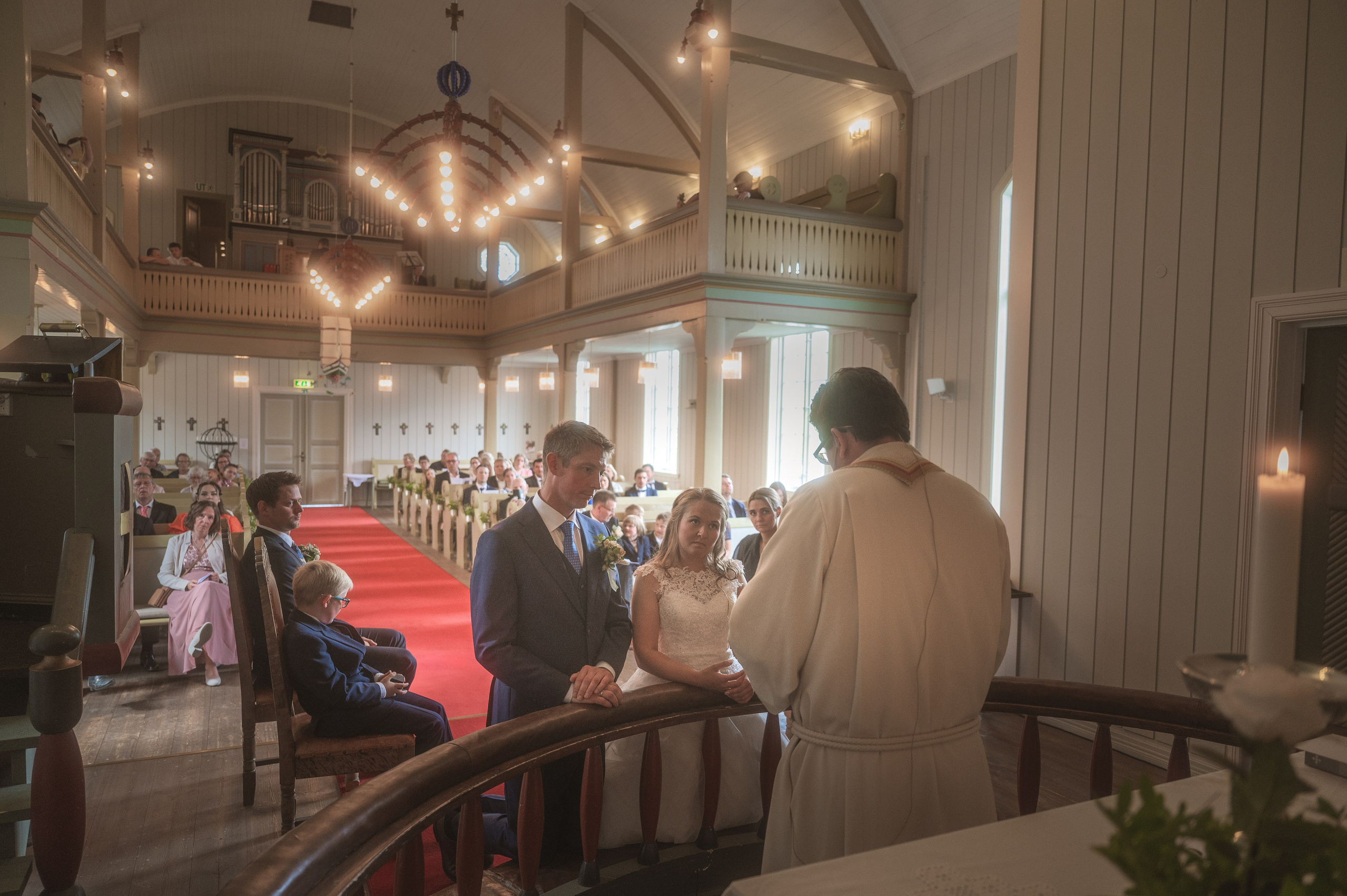 Bryllup i Ballangen kirke. Din fotograf i Narvik kommune