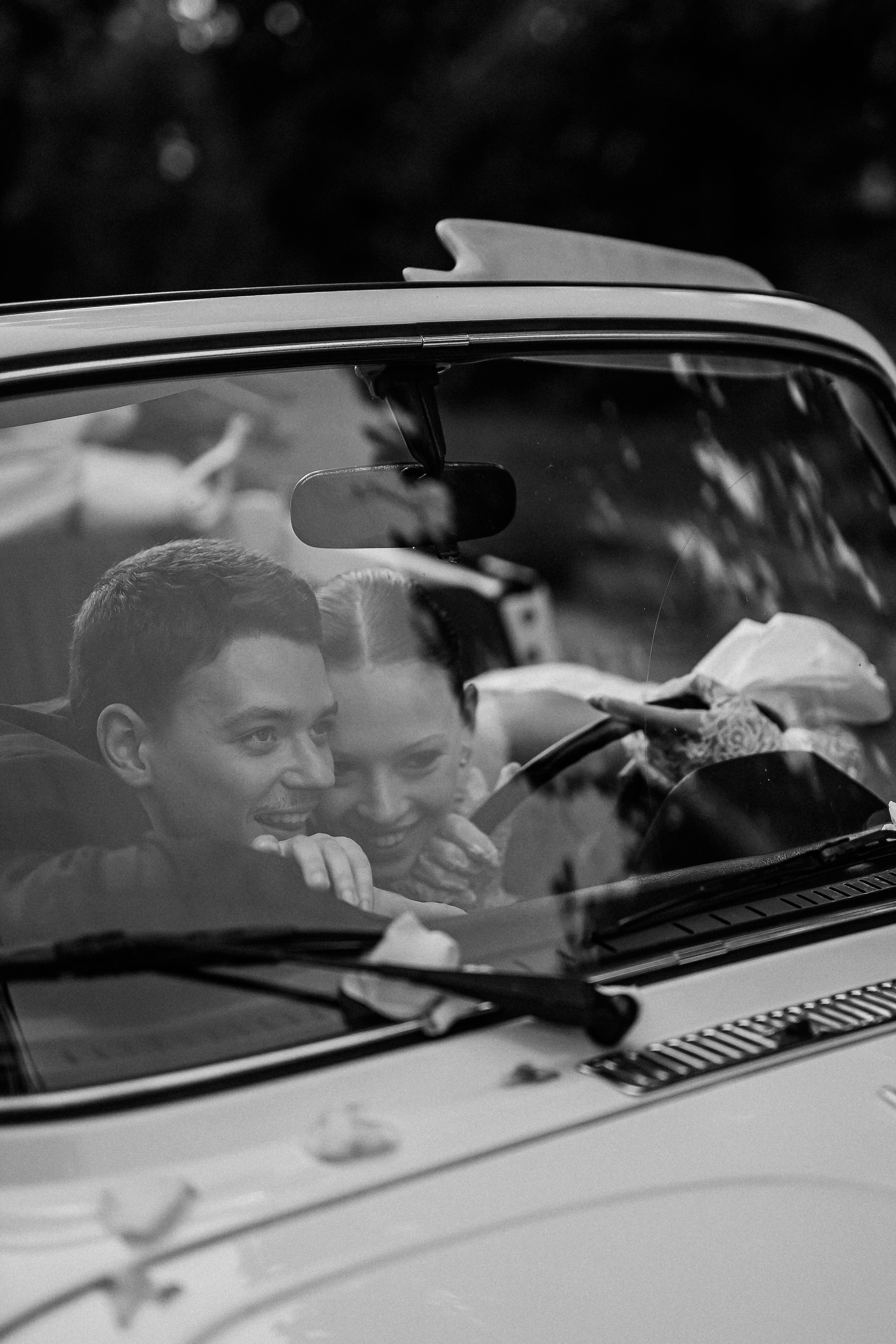 Intimate wedding in Italy / Lake Como. Wedding photographer Como Lake, Italy