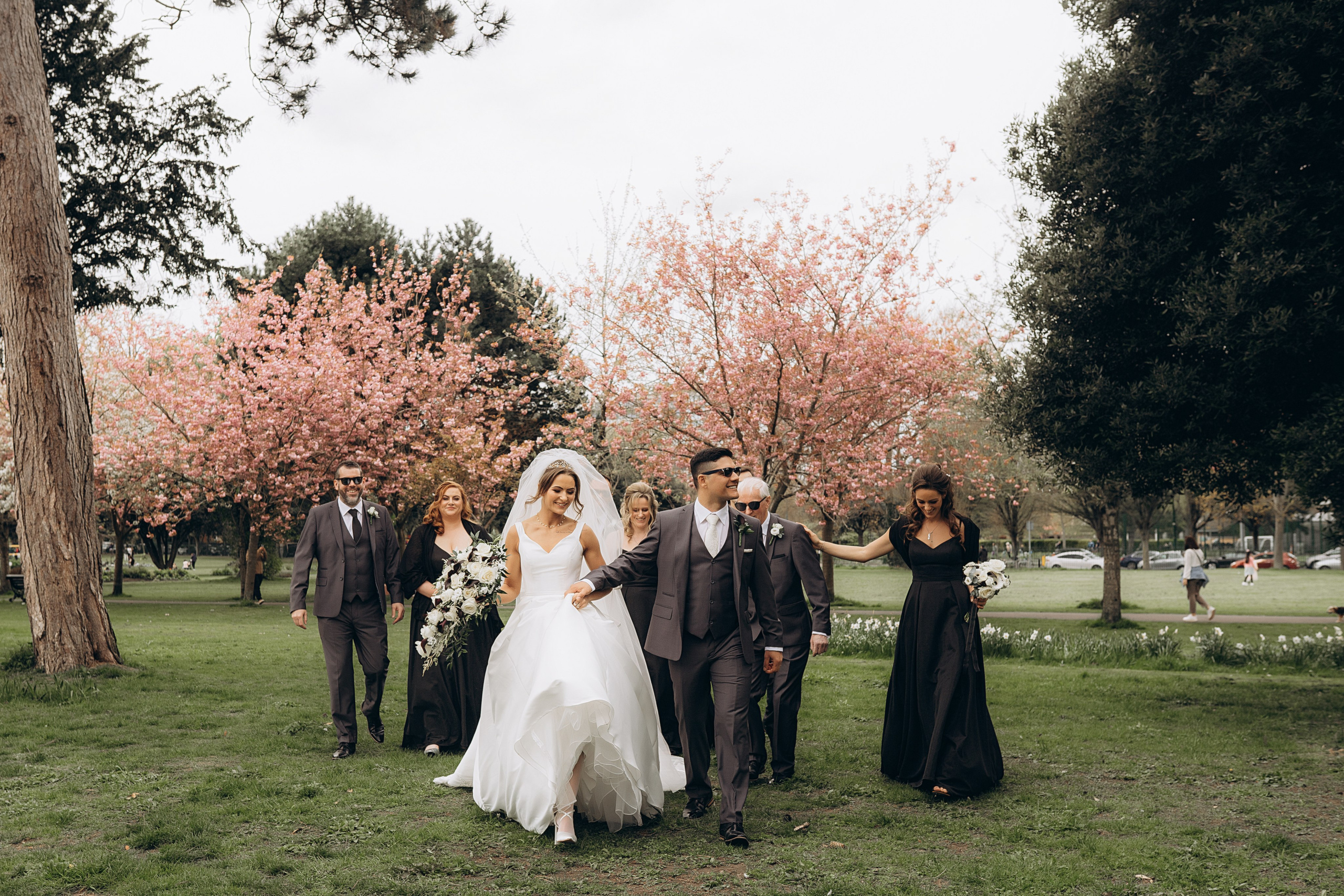 Megan & Oneias. Main