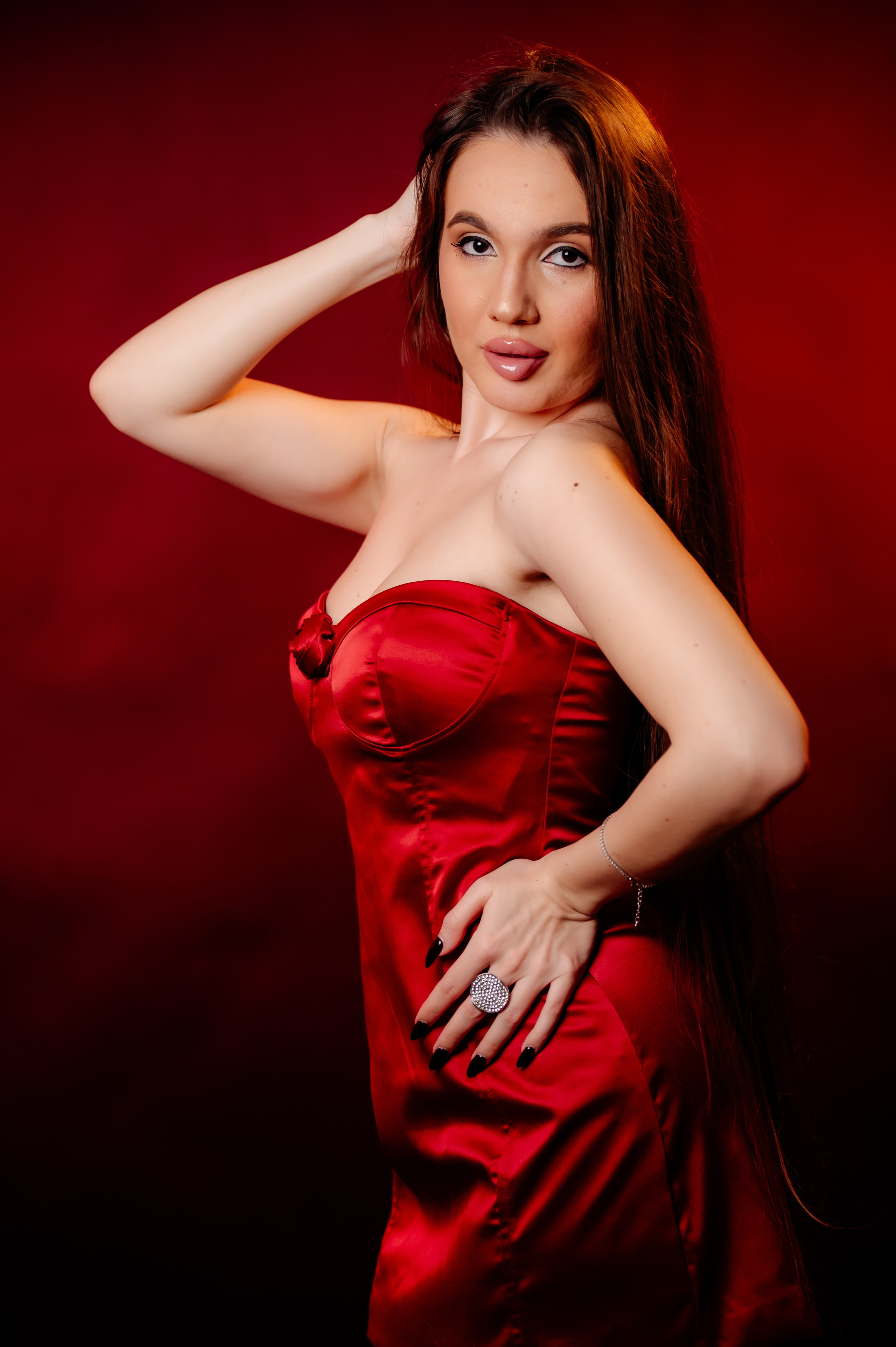 Larisa. Andrei Samuel – Fotograf București | Evenimente, Studio, Imobiliare, Produs