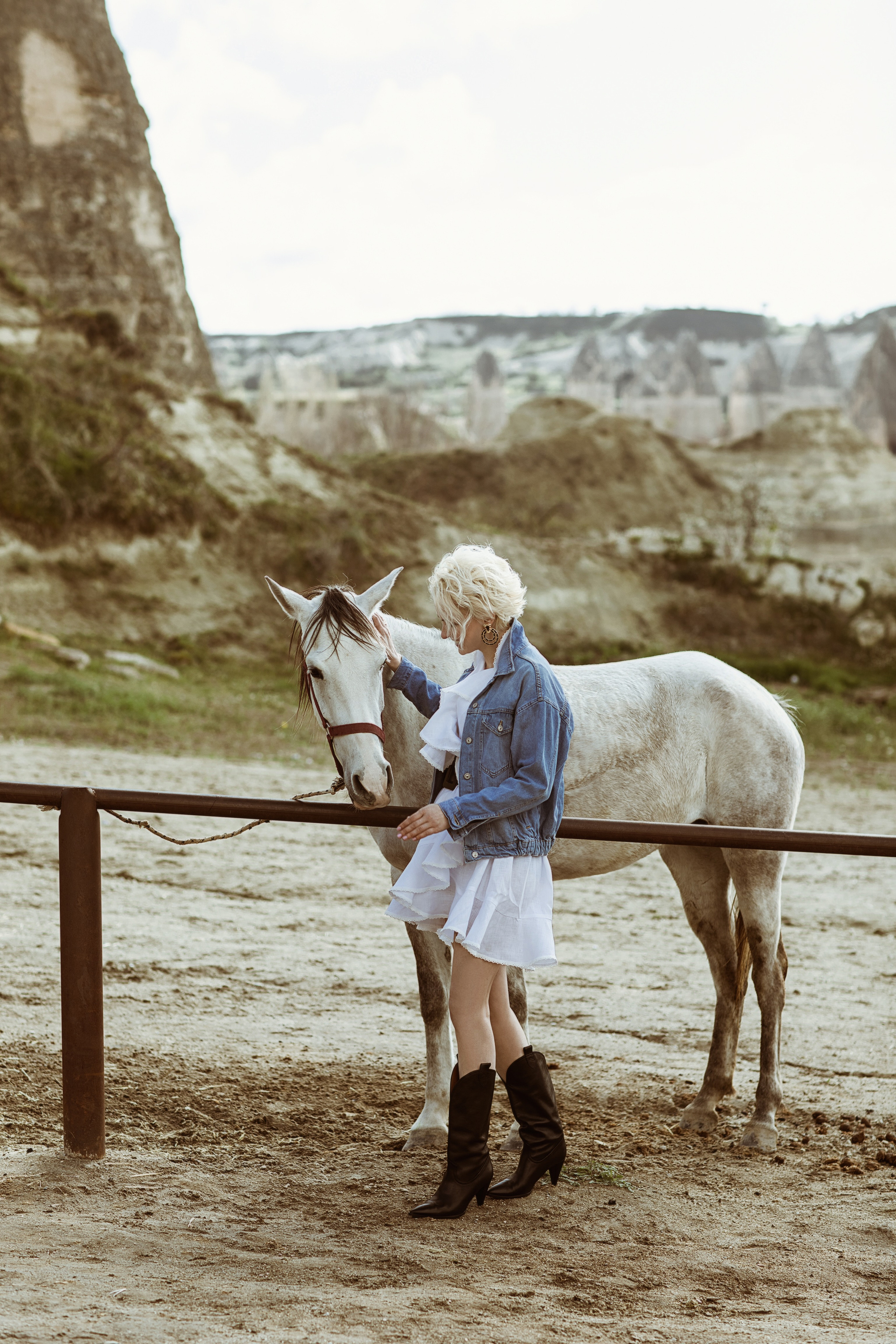 Julia Kress. Julia Ganch I Fashion Wedding Photography I Cappadocia Turkey