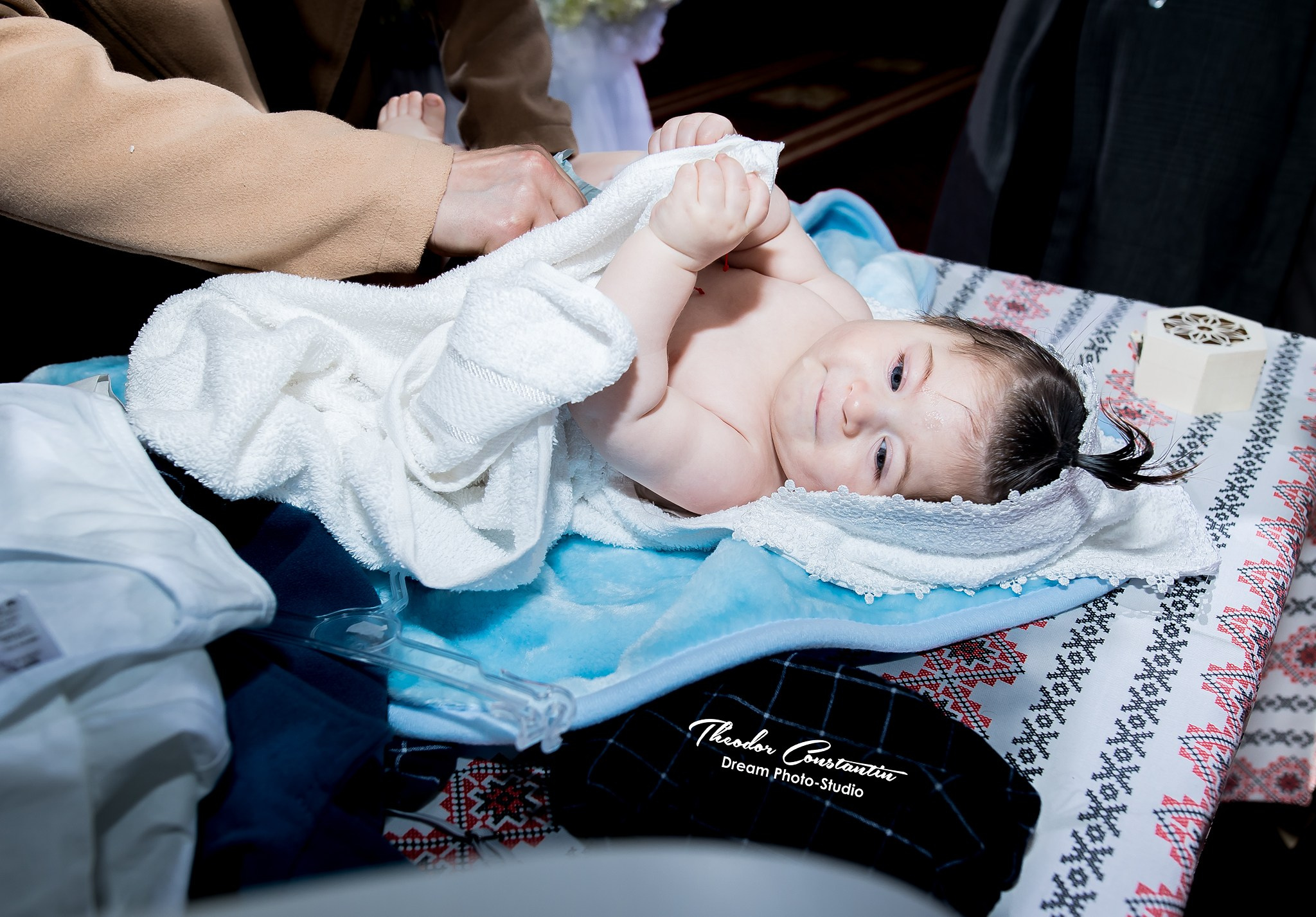 Botez. Dream Studio Galați – ședințe foto profesionale pentru familie, portrete și evenimente