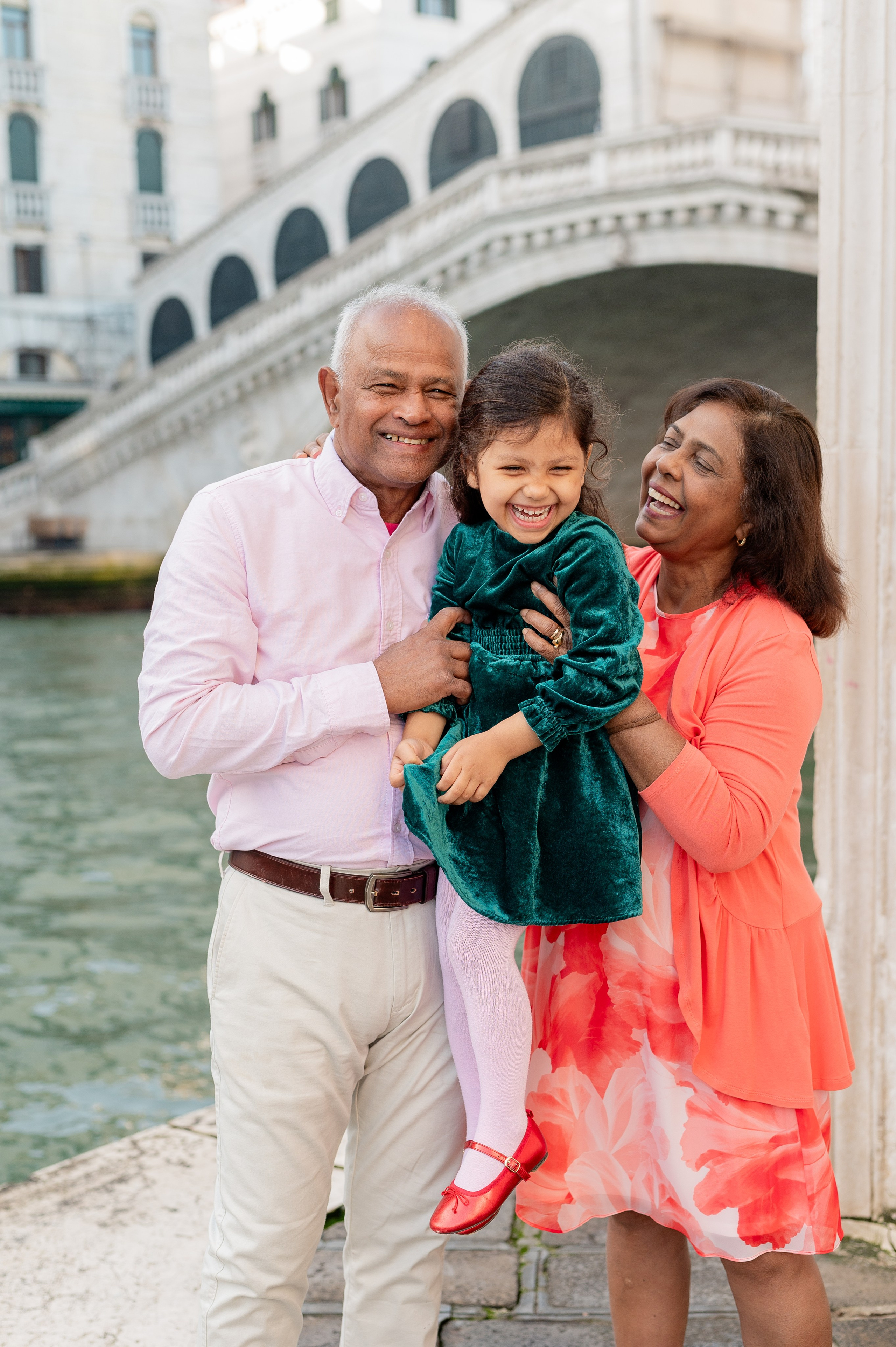 Family photoshoot in Venice. Фотограф в Венеции Anna Terzi