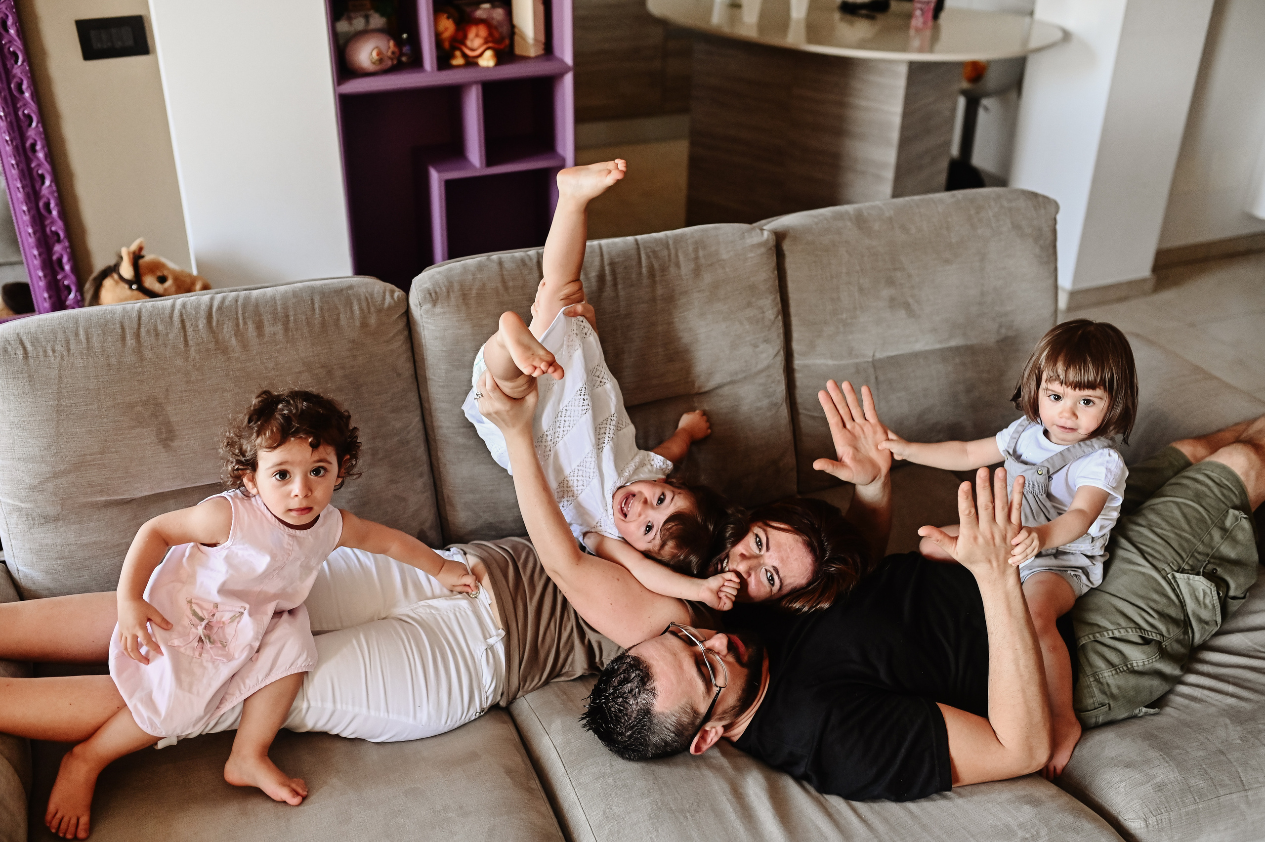 FEDERICA FAMILY SHOOTING AT HOME