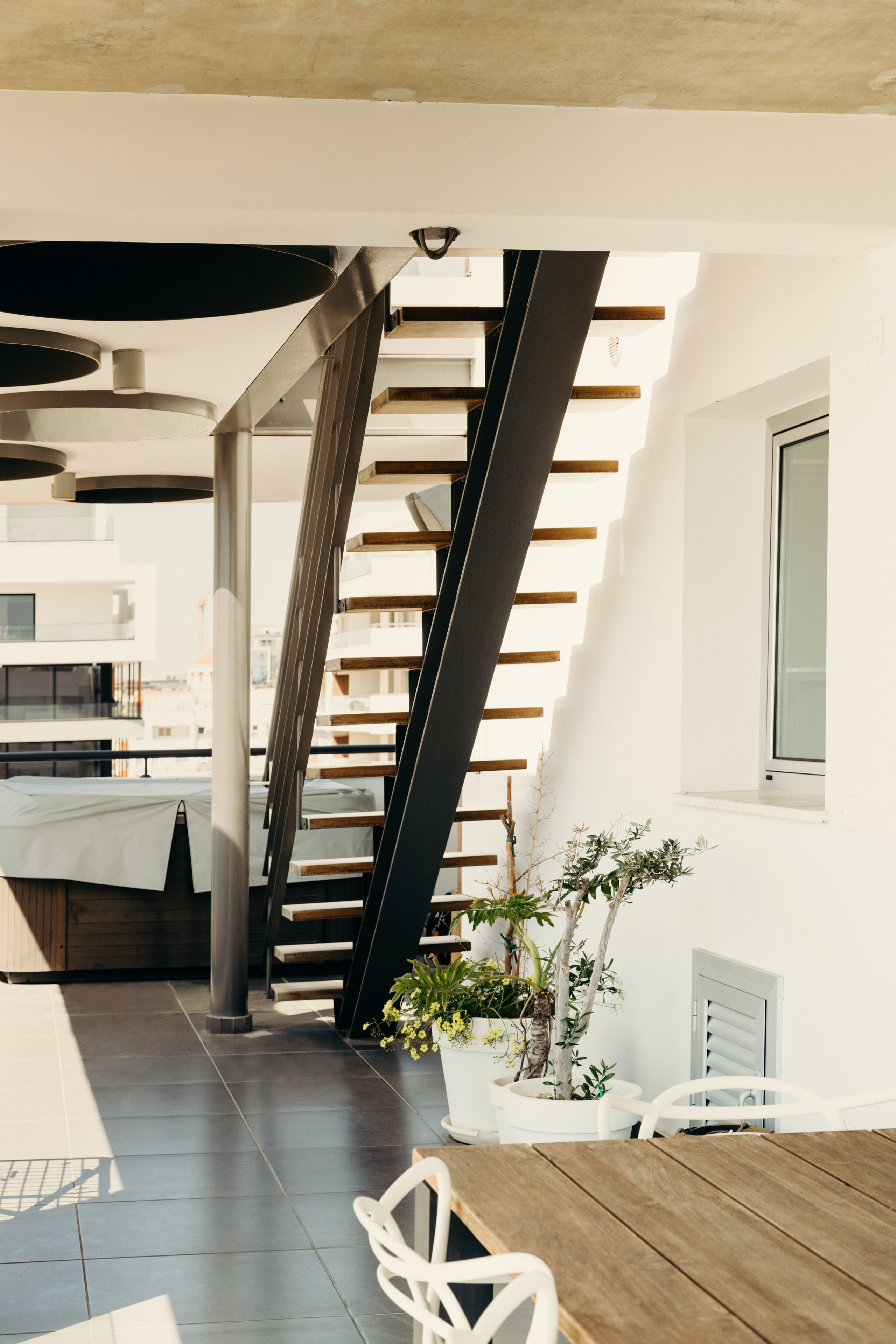 LIVIN RESIDENCE. Family and business portrait’s photographer in Cyprus