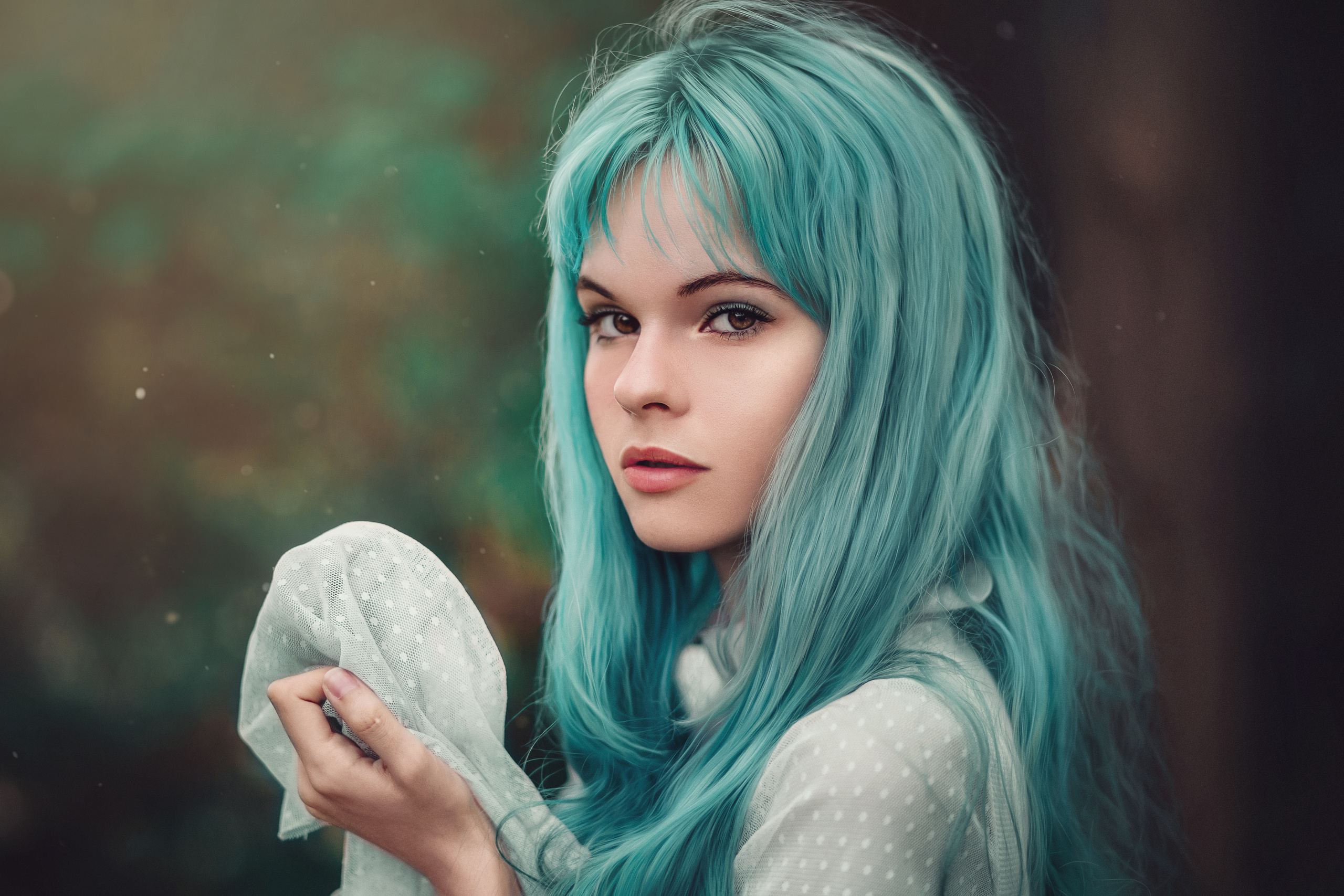 Photographer and retoucher Elena Skullova