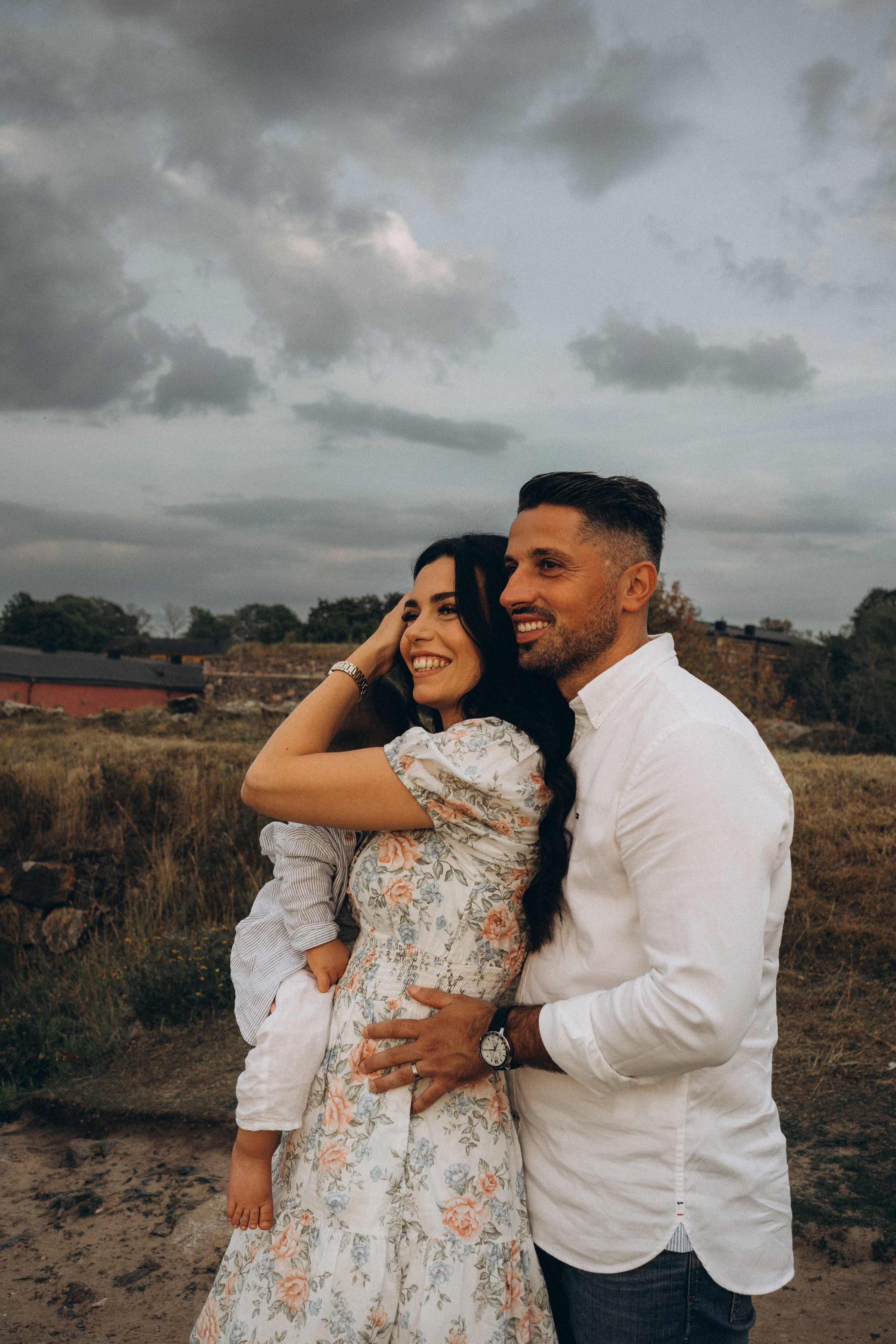 Summer. Wedding and potrait photographer in Helsinki Vickan O