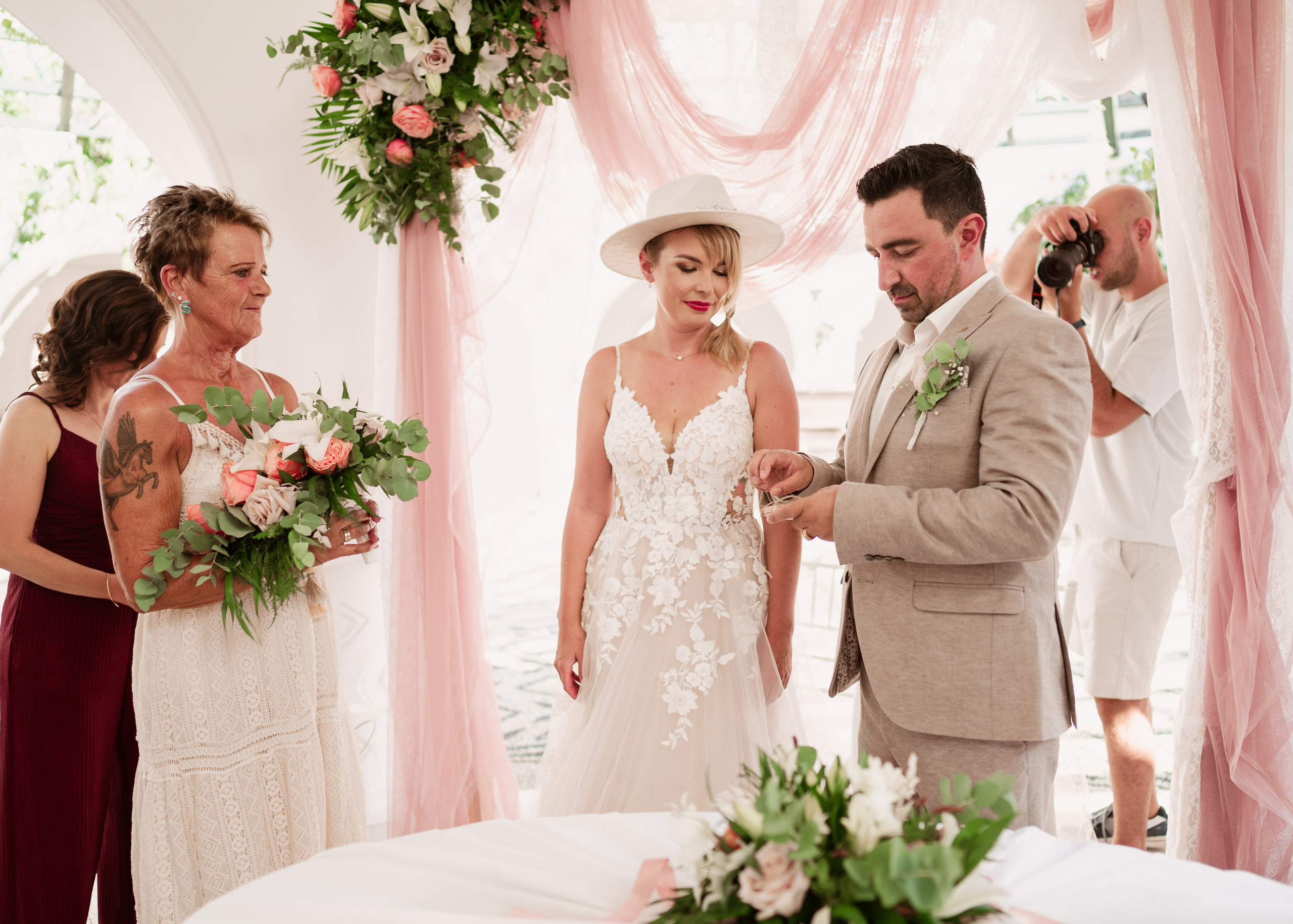 Fotis and Sandy. Renate Woeste | Wedding planner in Rhodes. Creating dream weddings by the sea. Let’s make your special day unforgettable