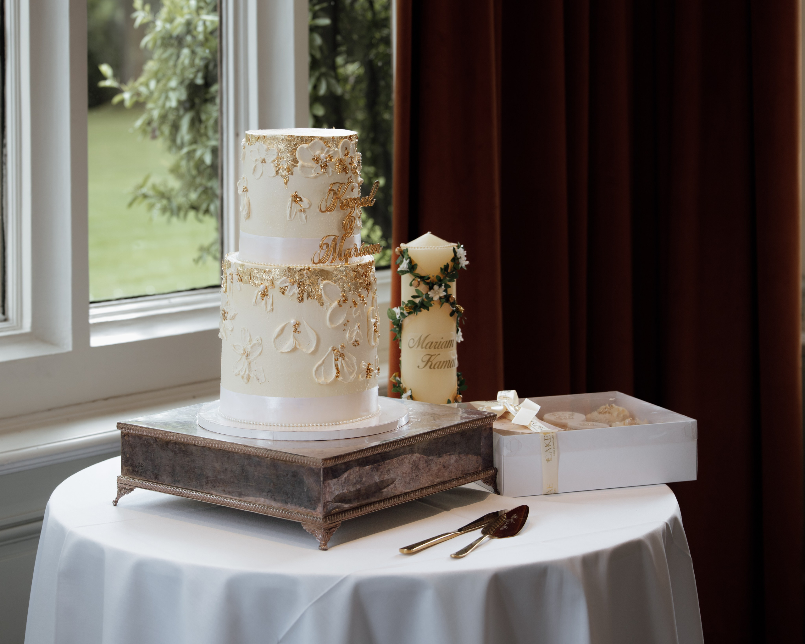 Elegant Wedding Photo Gallery. Timeless Wedding & Events Photography. Based in London, working across Europe