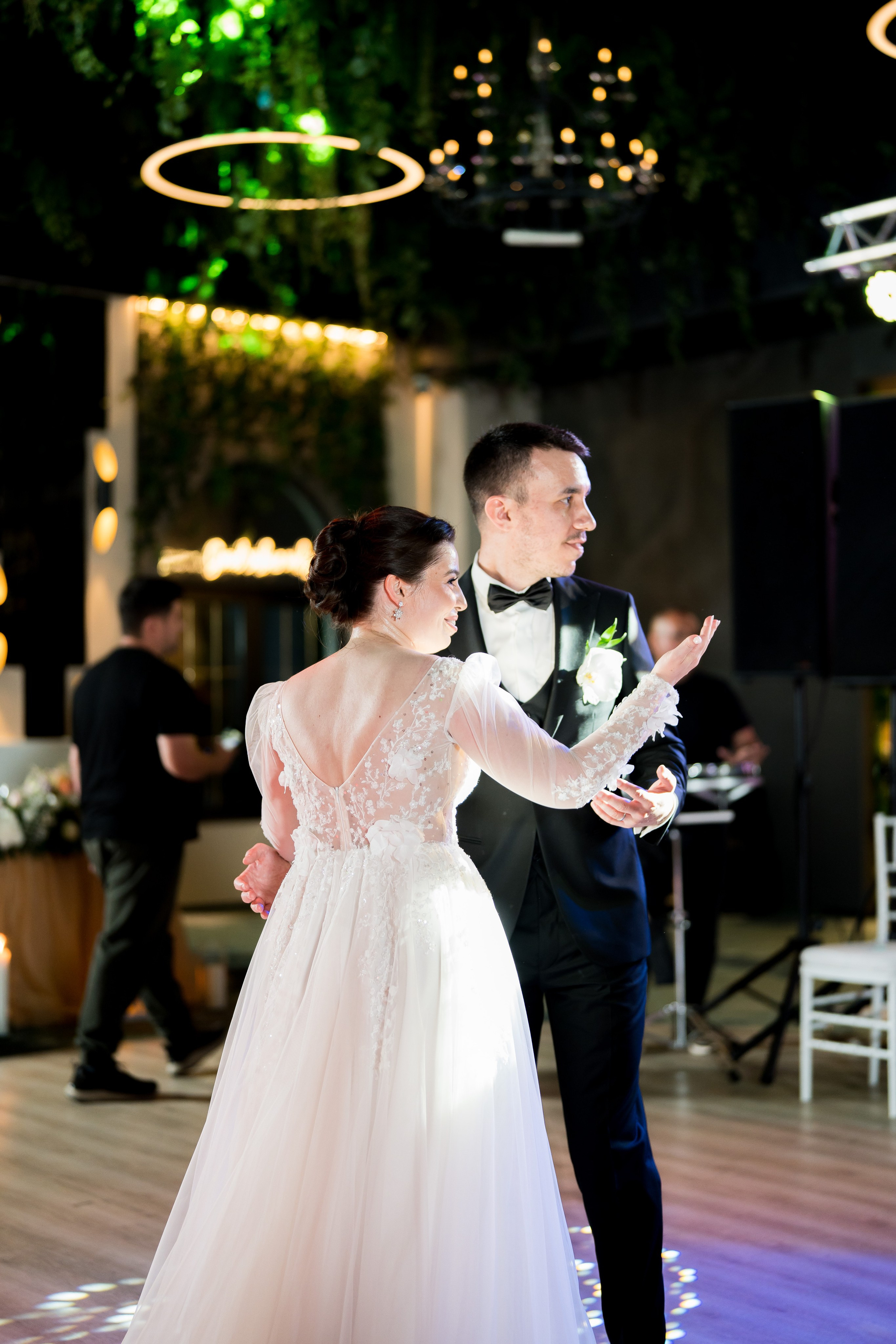 PARTY. Gabriel Florea — Fotograf nuntă București