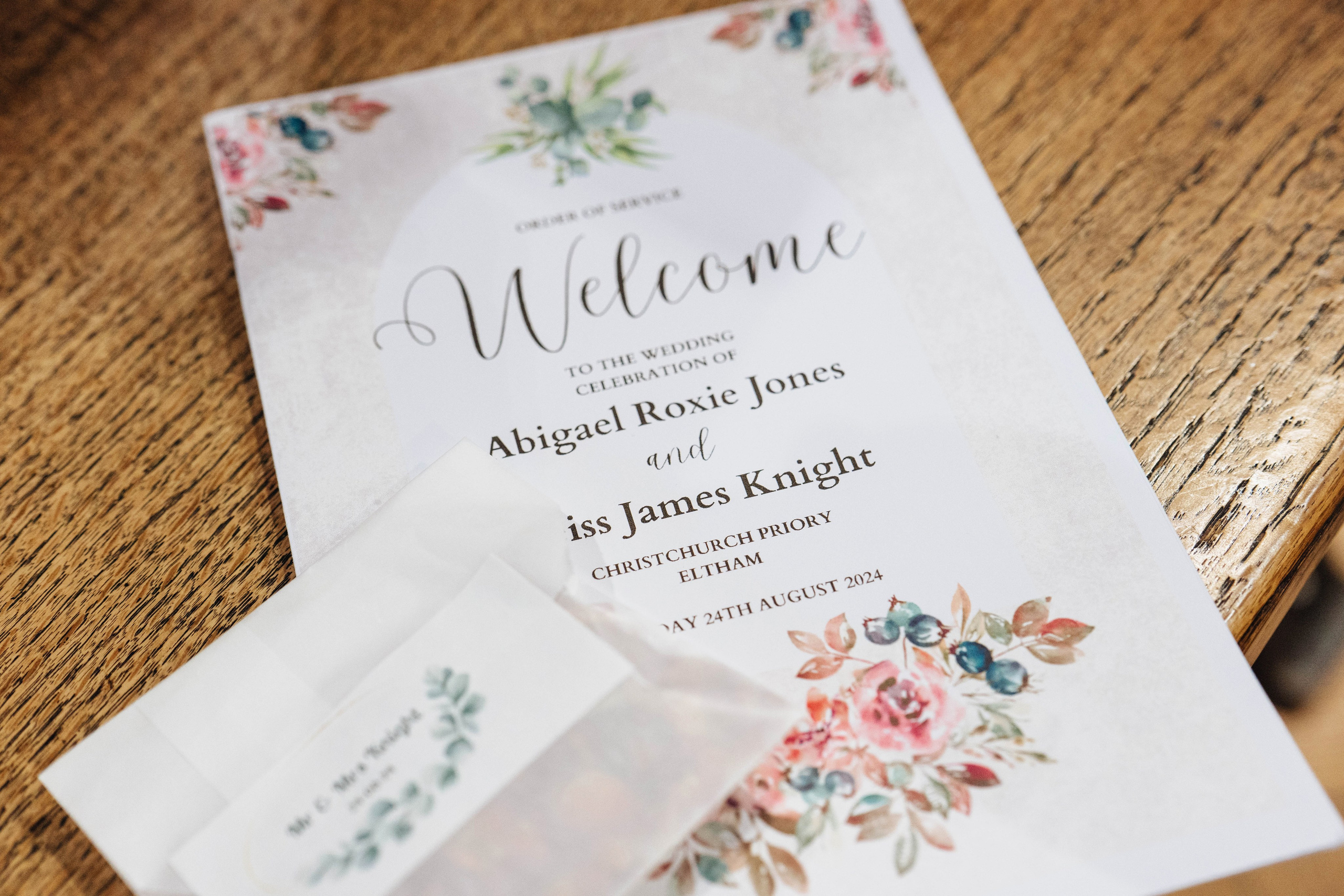 Fantastic wedding in Eltham, London. Wedding and family photographer in London