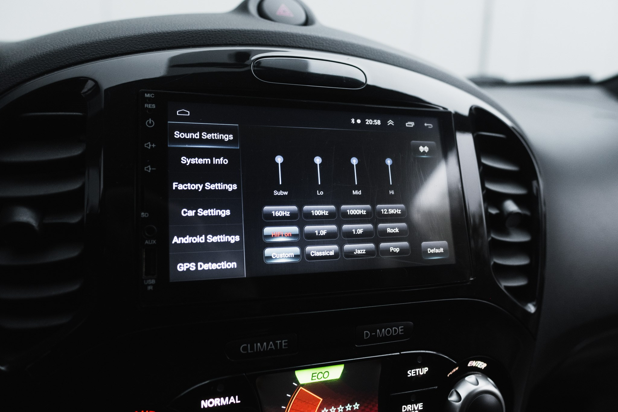 NISSAN JUKE. LOHA VISUALS — AUTOMOTIVE PHOTOGRAPHY