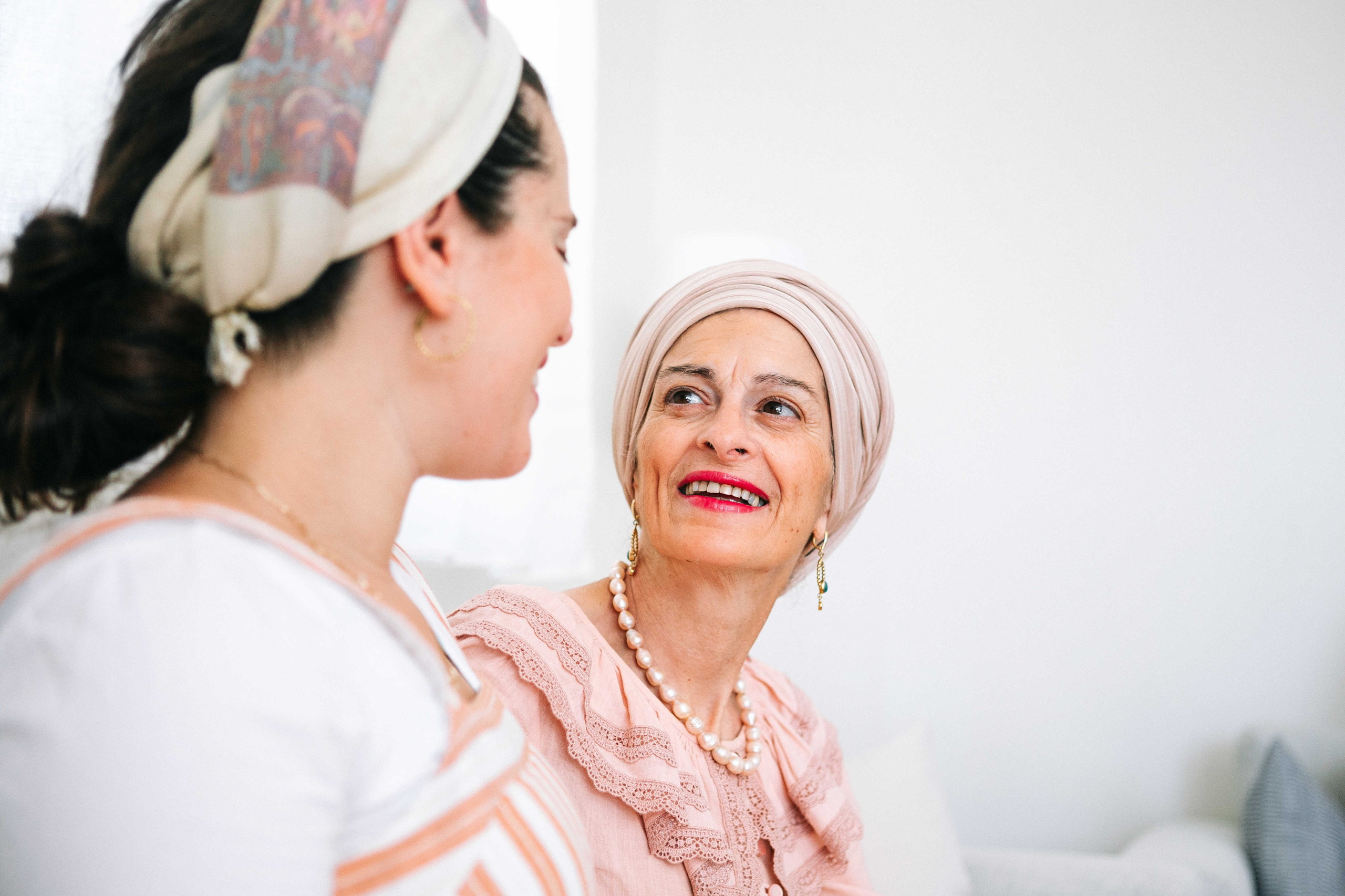 MAALE ADUMIM, HOME PHOTO SESSION + DESERT. Https://shi-photo.com/