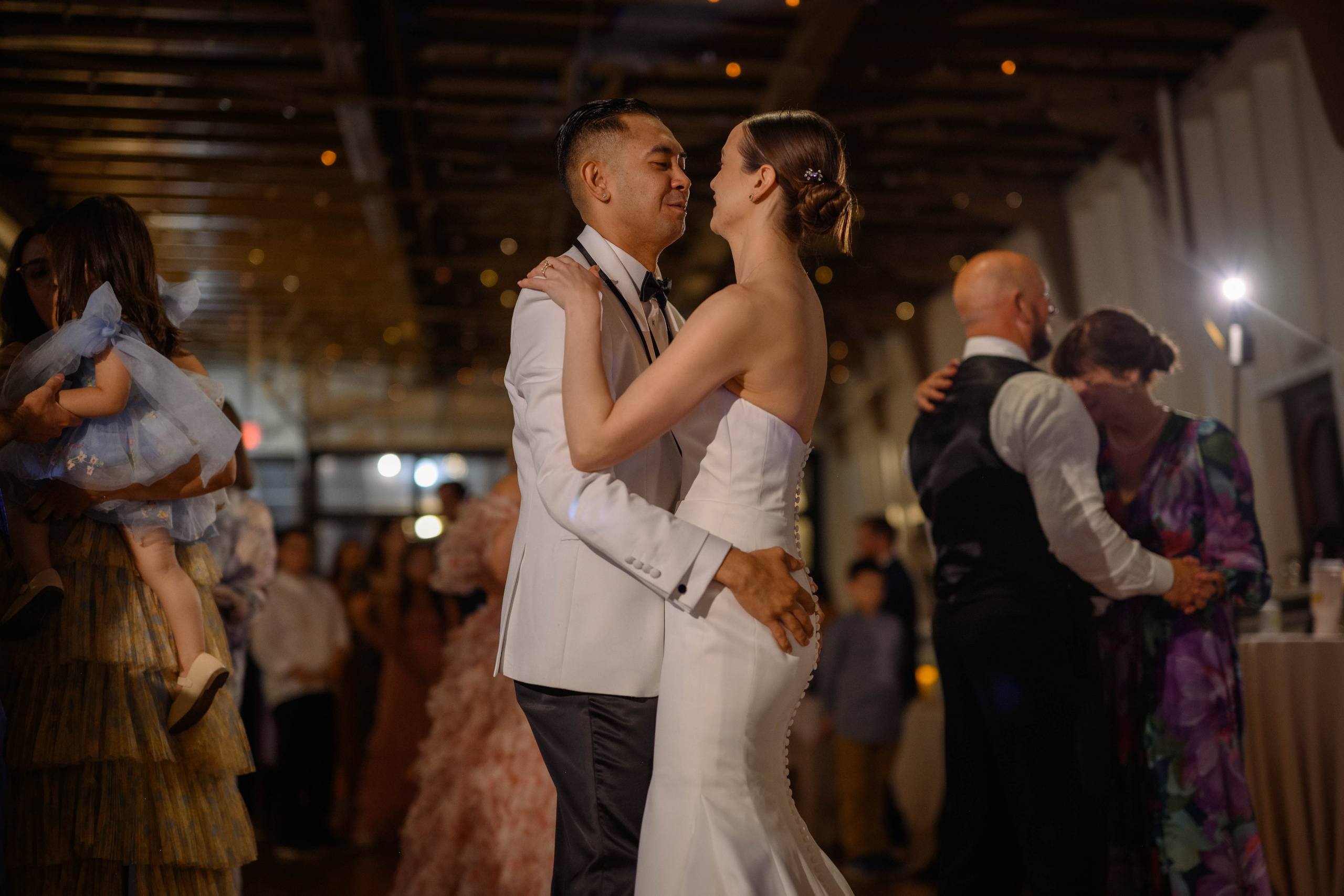 Kevin & Katie. Wedding & portrait photography in the Seattle Area. Helen Michelle photographer