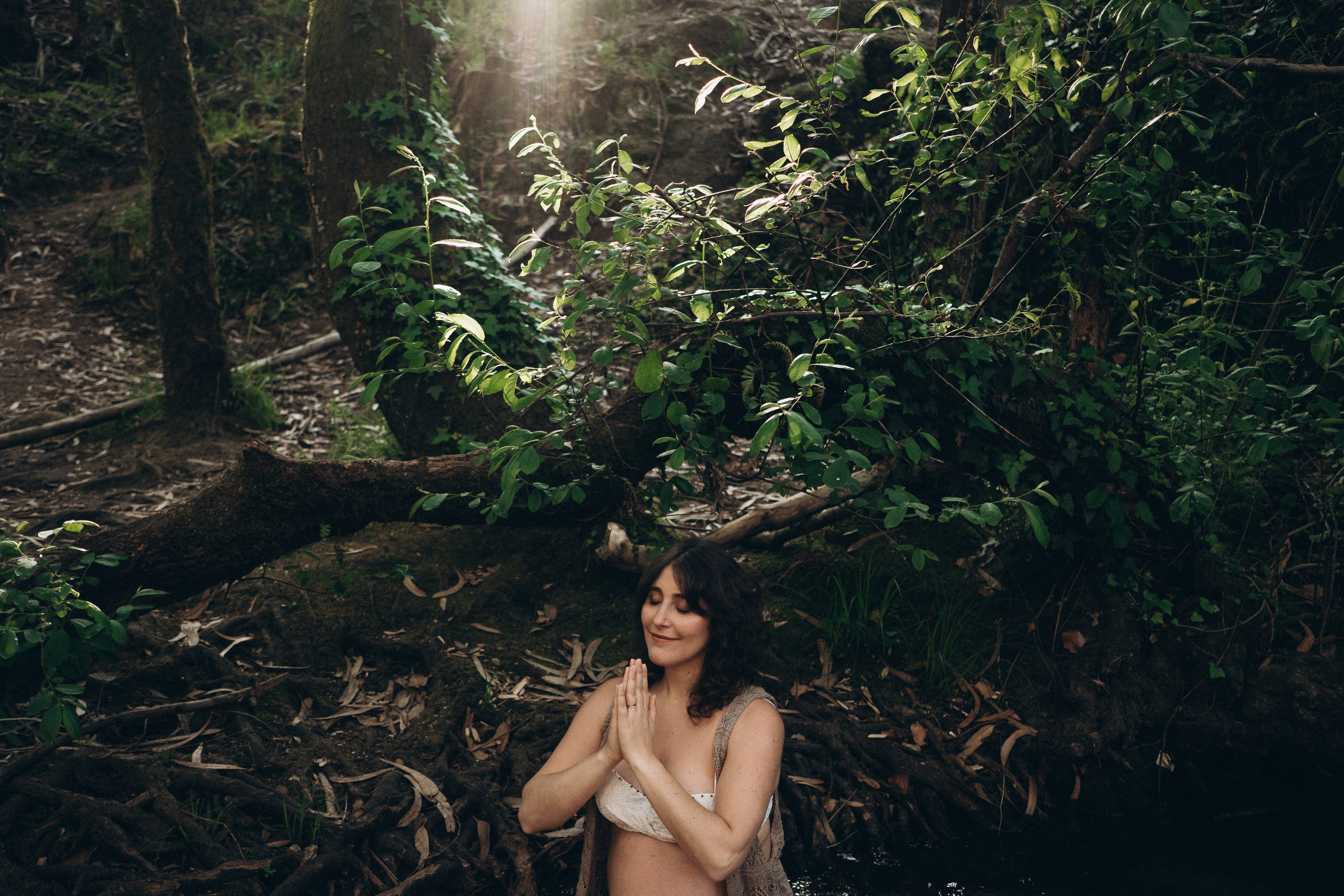 Maternity Photoshoot in Portugal — Artistic Pregnancy Session