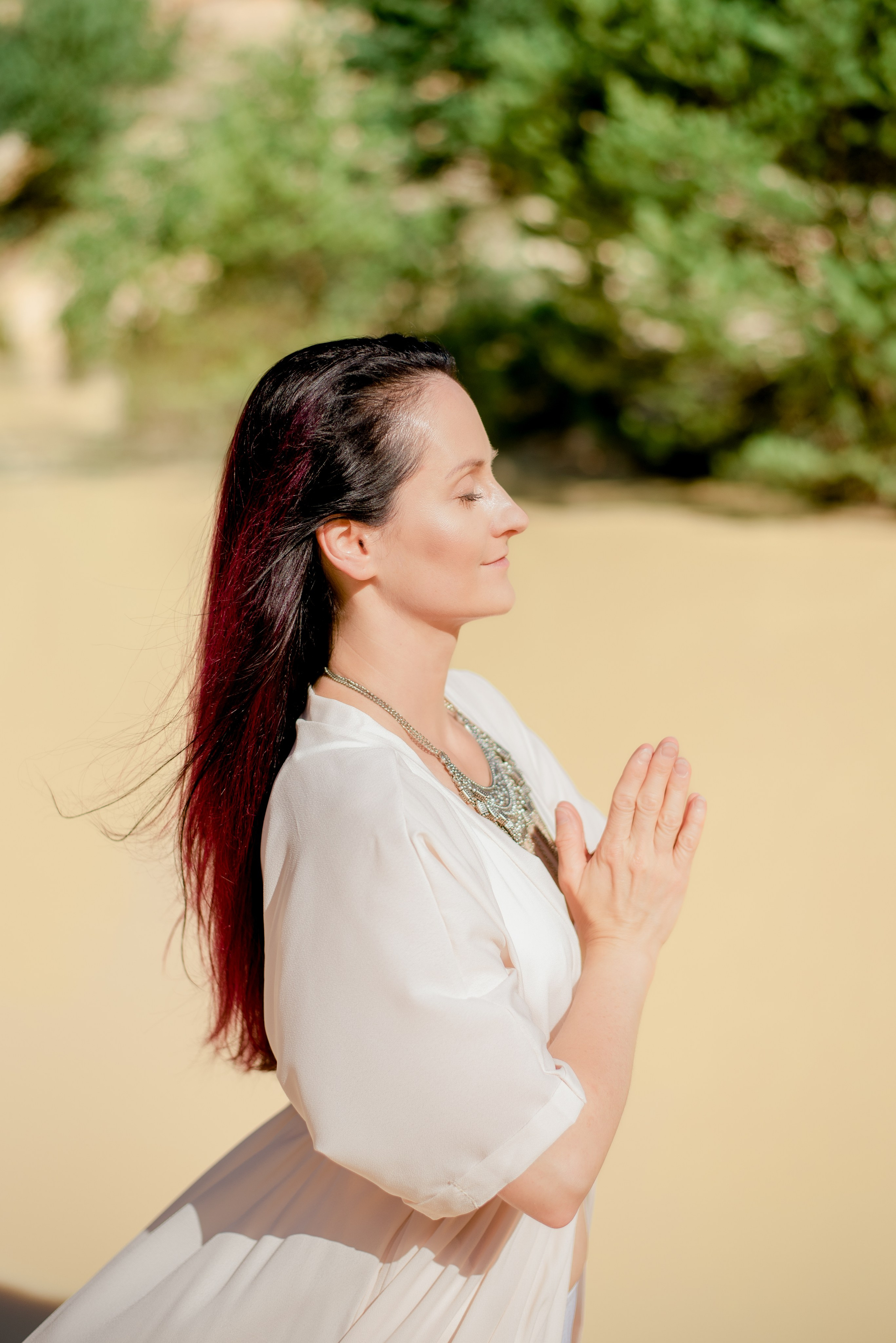 Eva. Lifestyle, wedding and family photographer