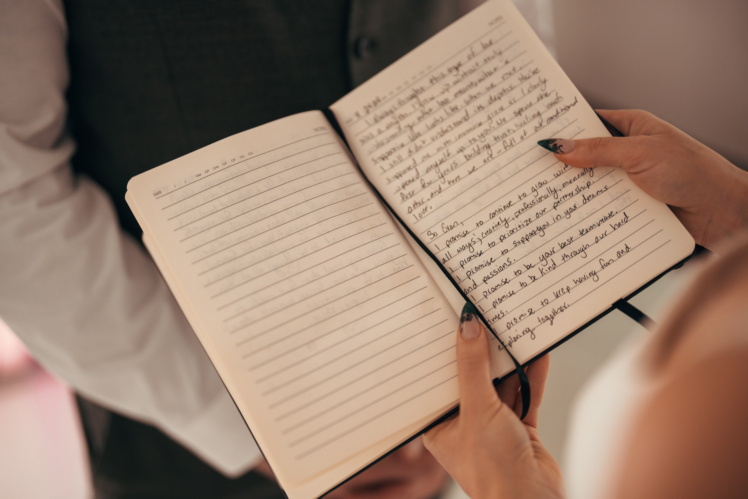 Evan&Jessica. Wedding & elopement photographer Viktoriya Kravtsov. Las Vegas