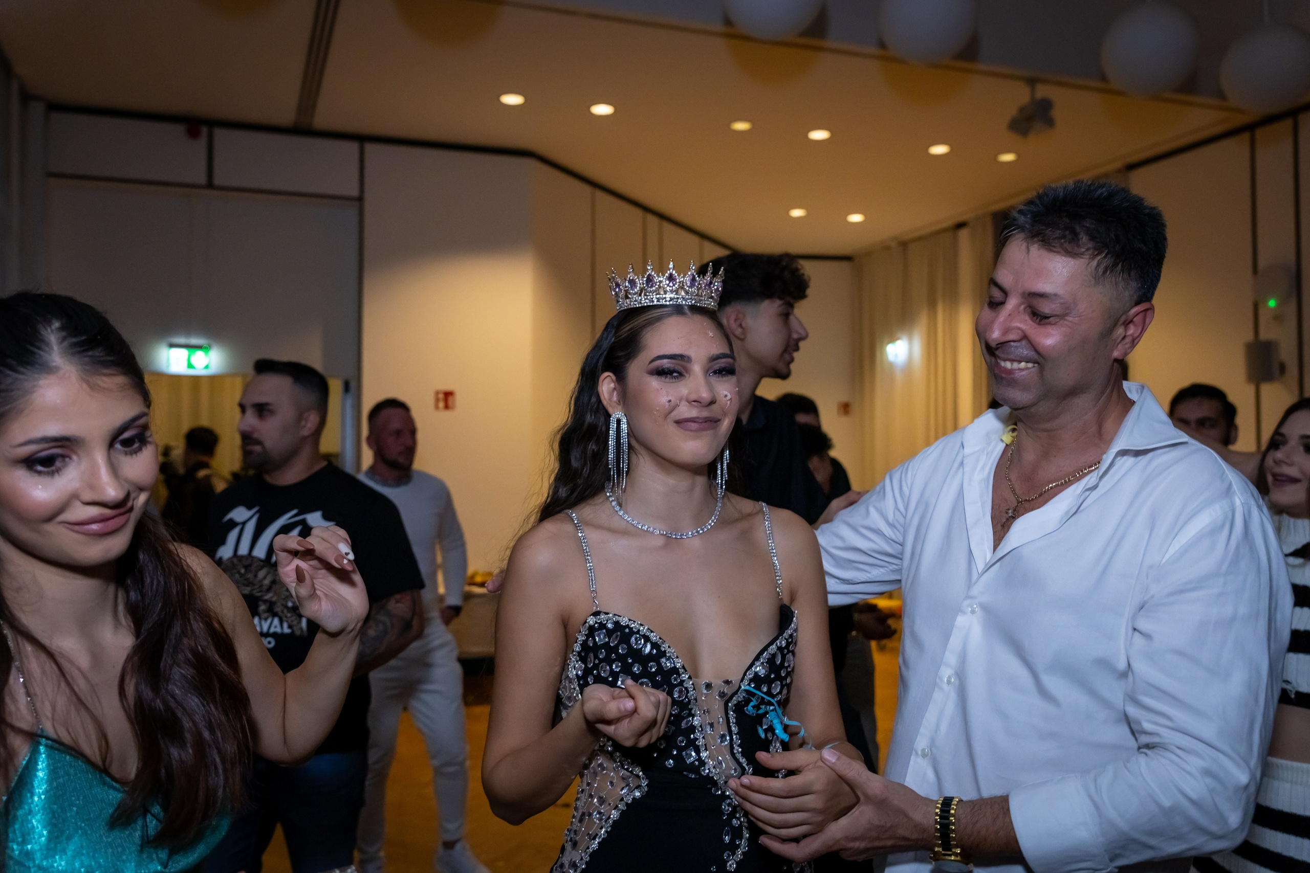 Denisa 18 Ani Majorat