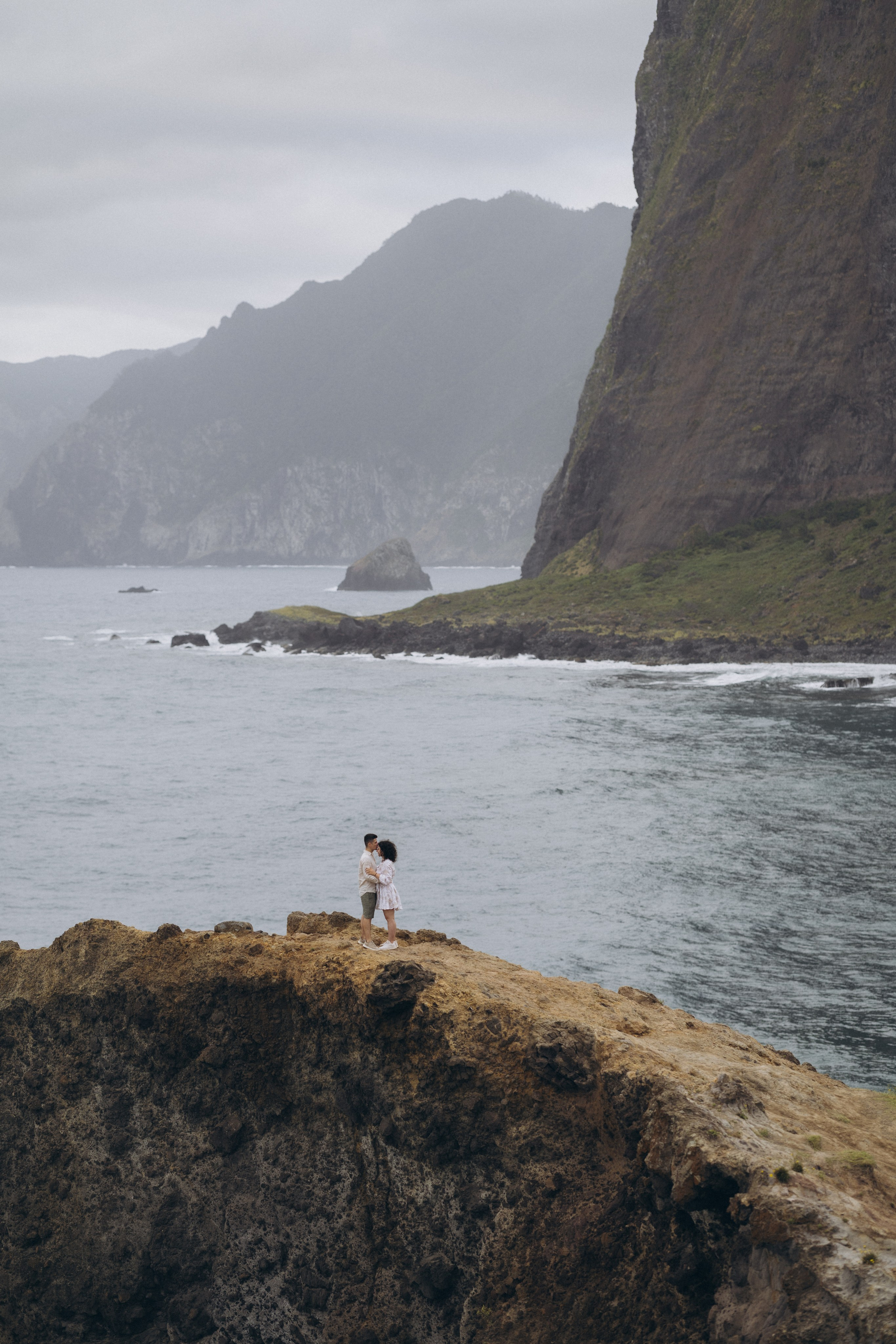 5th Wedding Anniversary Photoshoot at Miradouro do Guindaste, Madeira
