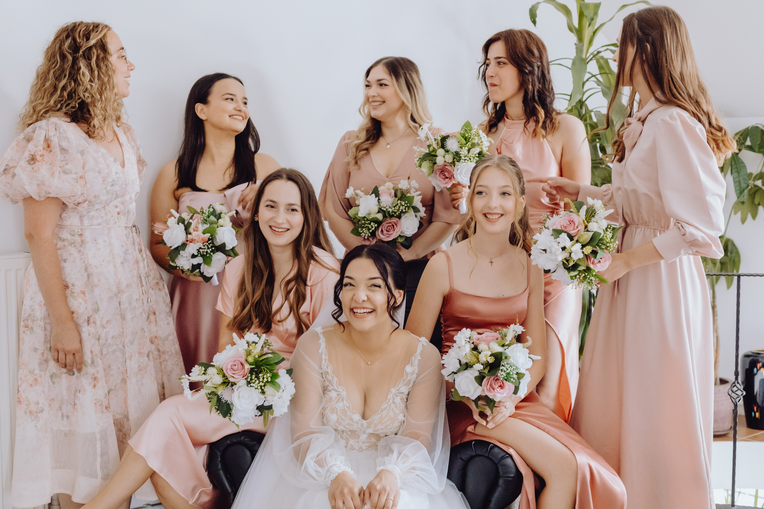 Moise & Delia. Wedding & couple photographer from Romania Rut Vetan