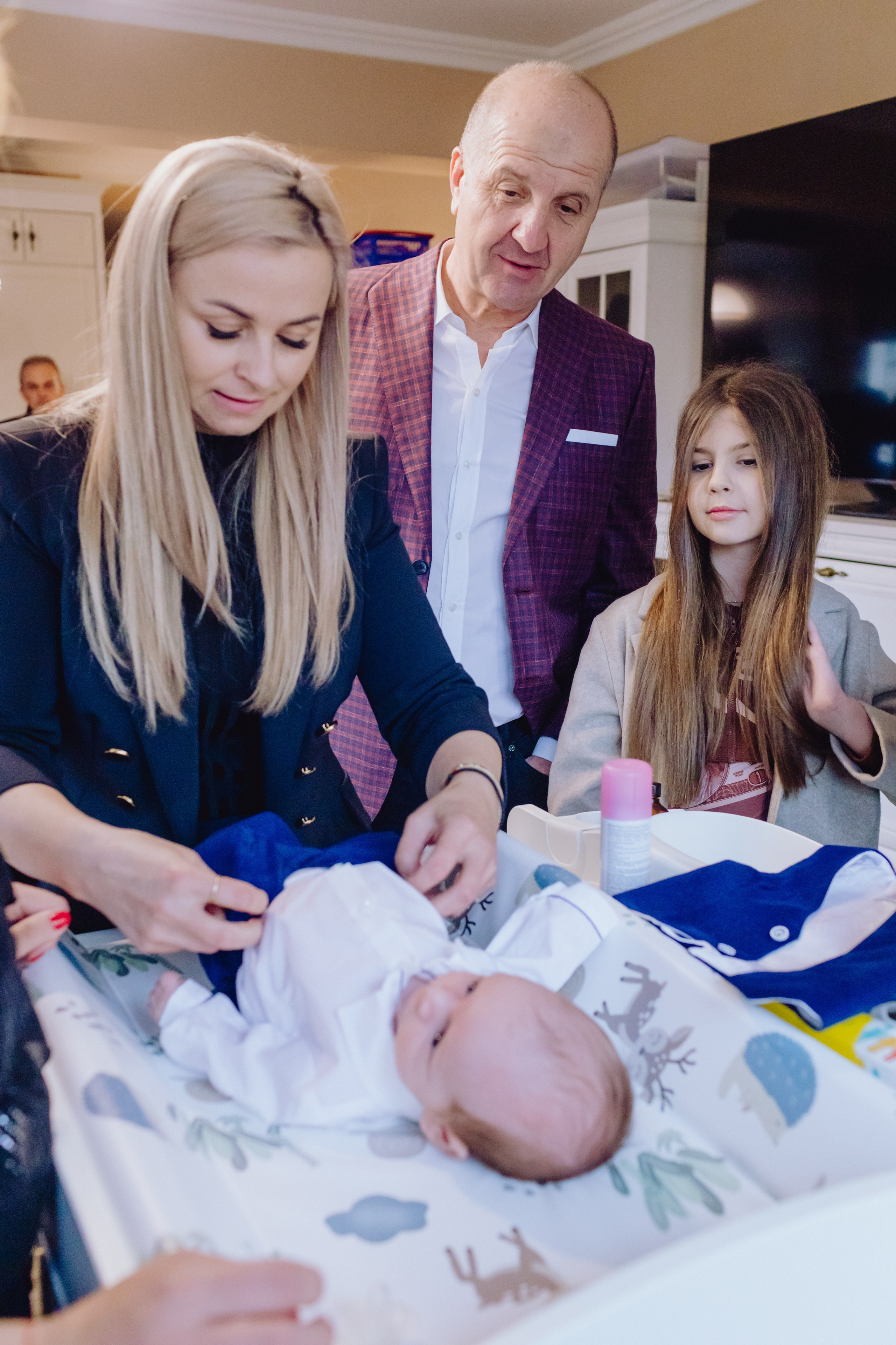 Ștefan. Wedding & couple photographer from Romania Rut Vetan