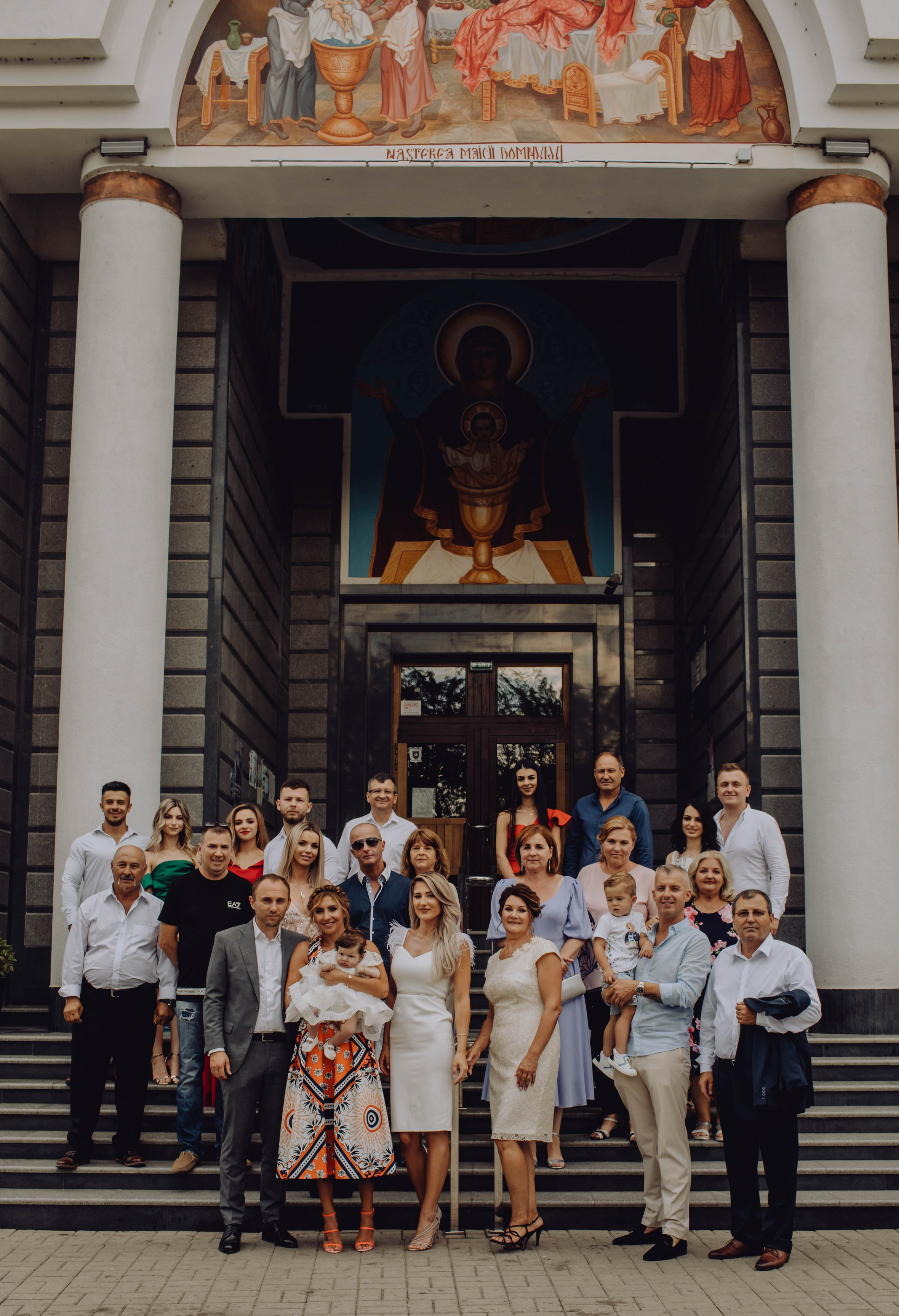 Zaira. Wedding & couple photographer from Romania Rut Vetan