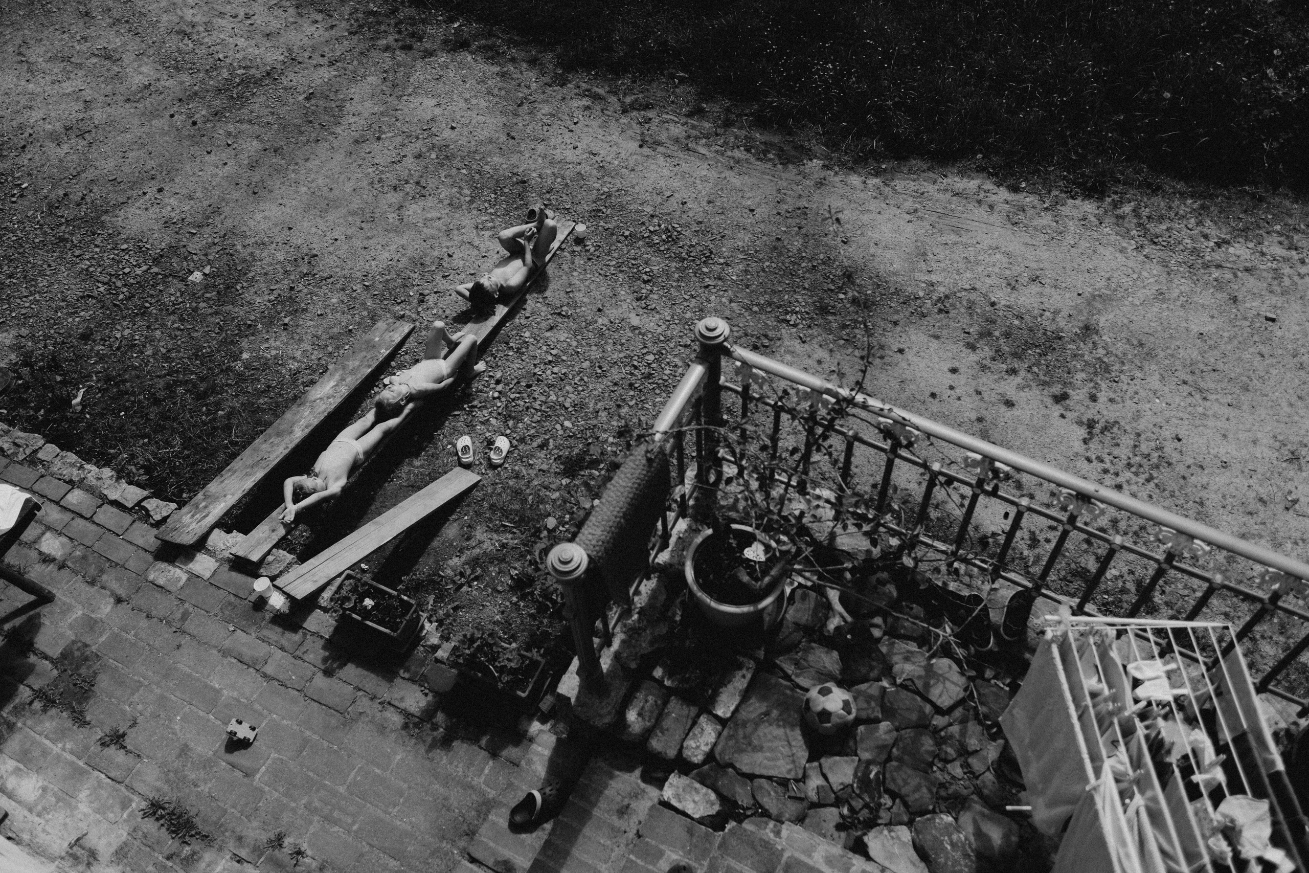 One year in a 500 years old house. Authentische Familienfotografie in Köln