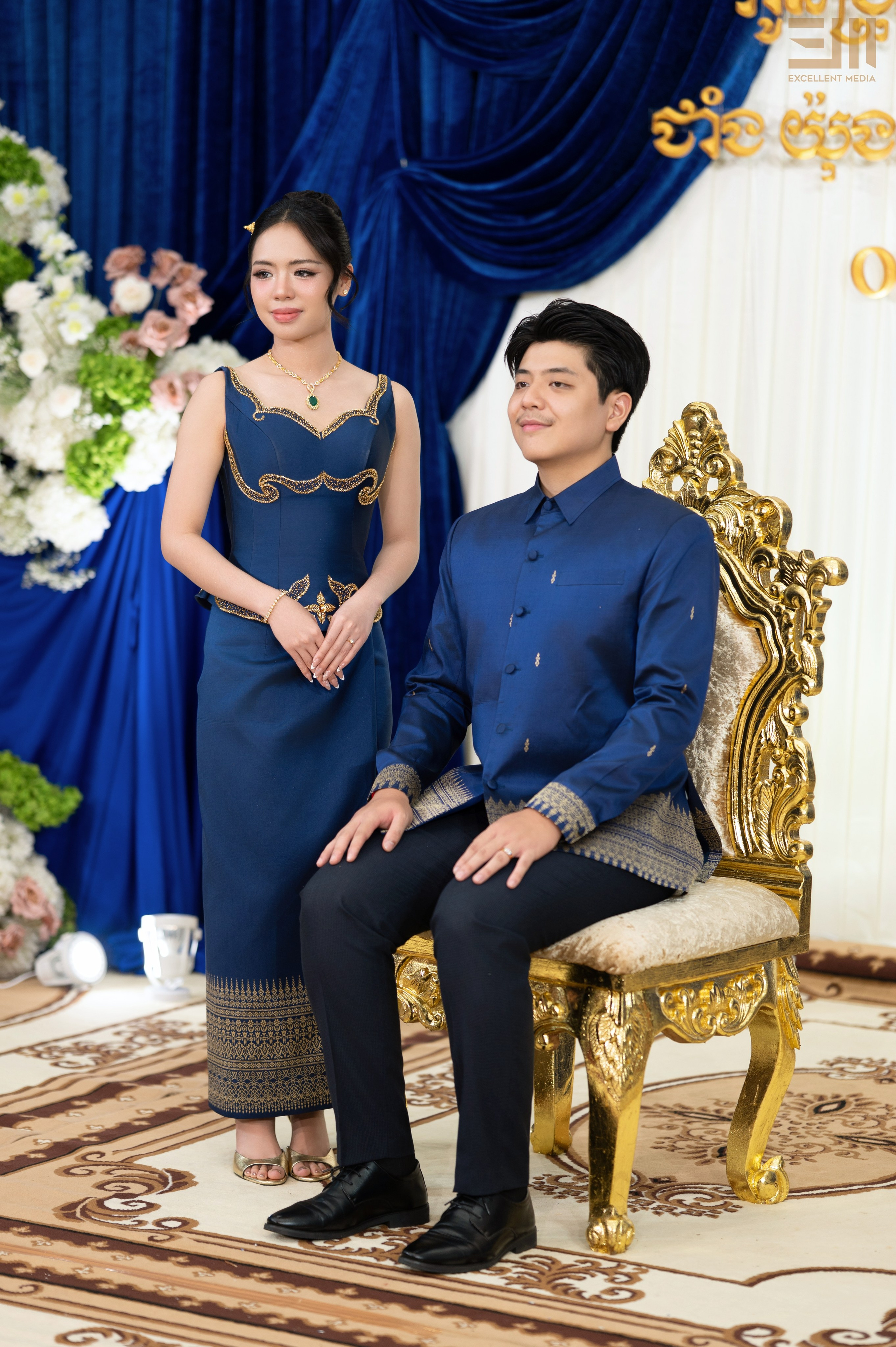 សិង្ហ & លីដា. Welcome to Excellent Media