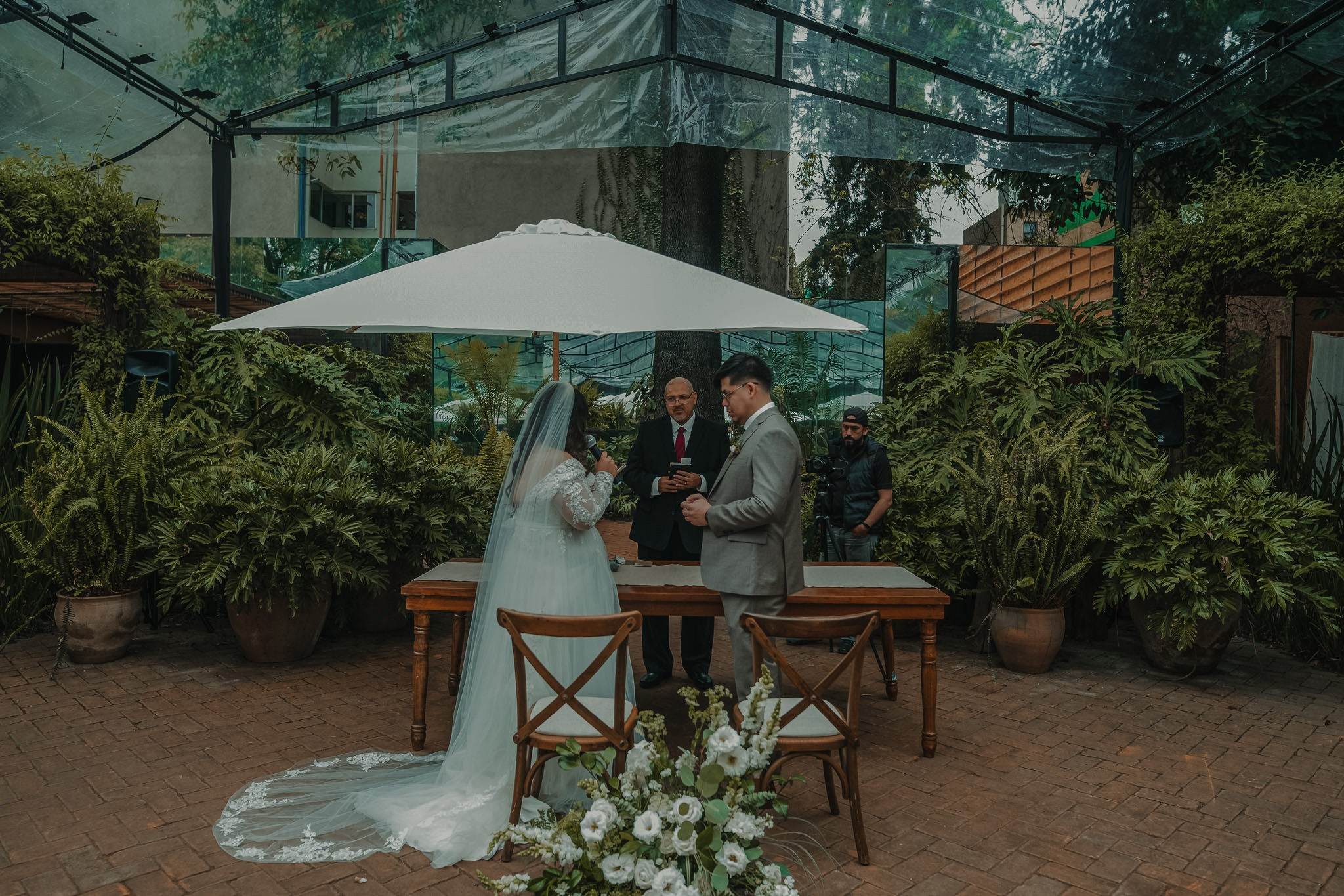 Arely & Eddie. Wedding and family photographer in Mexico City