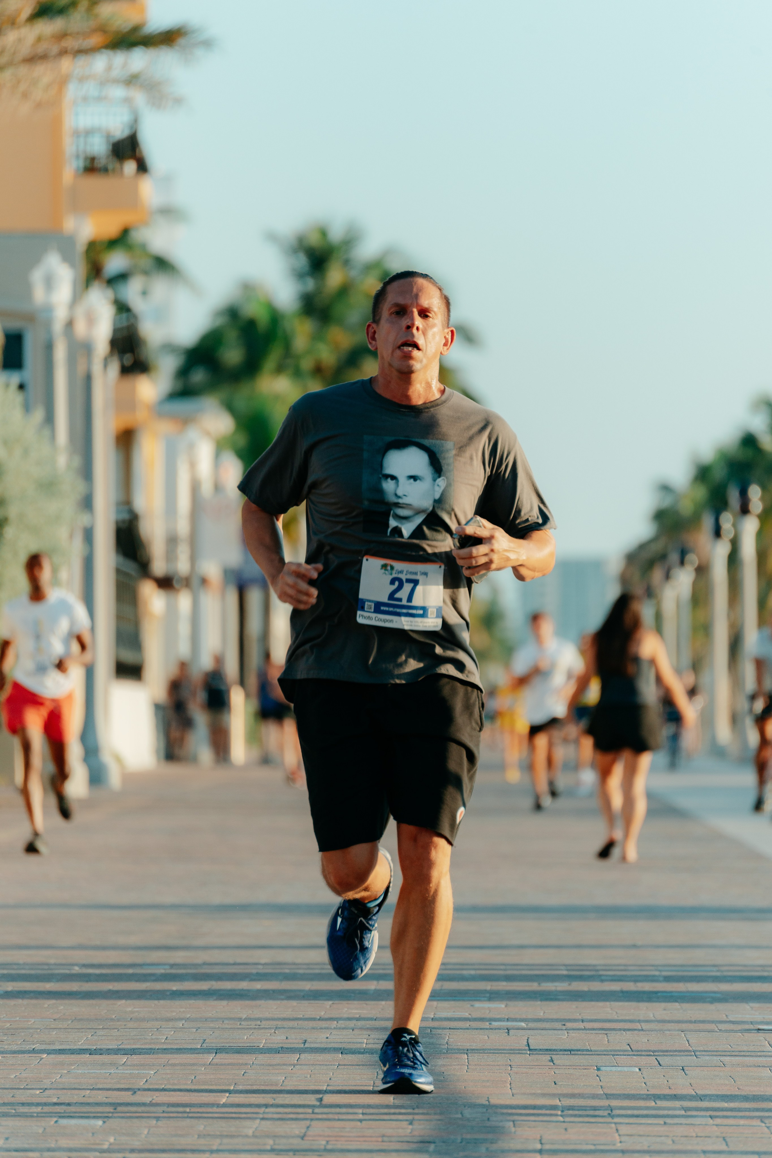VYSHYVANKA RUN. ФОТОГРАФ ФЛОРИДА МАЙАМИ