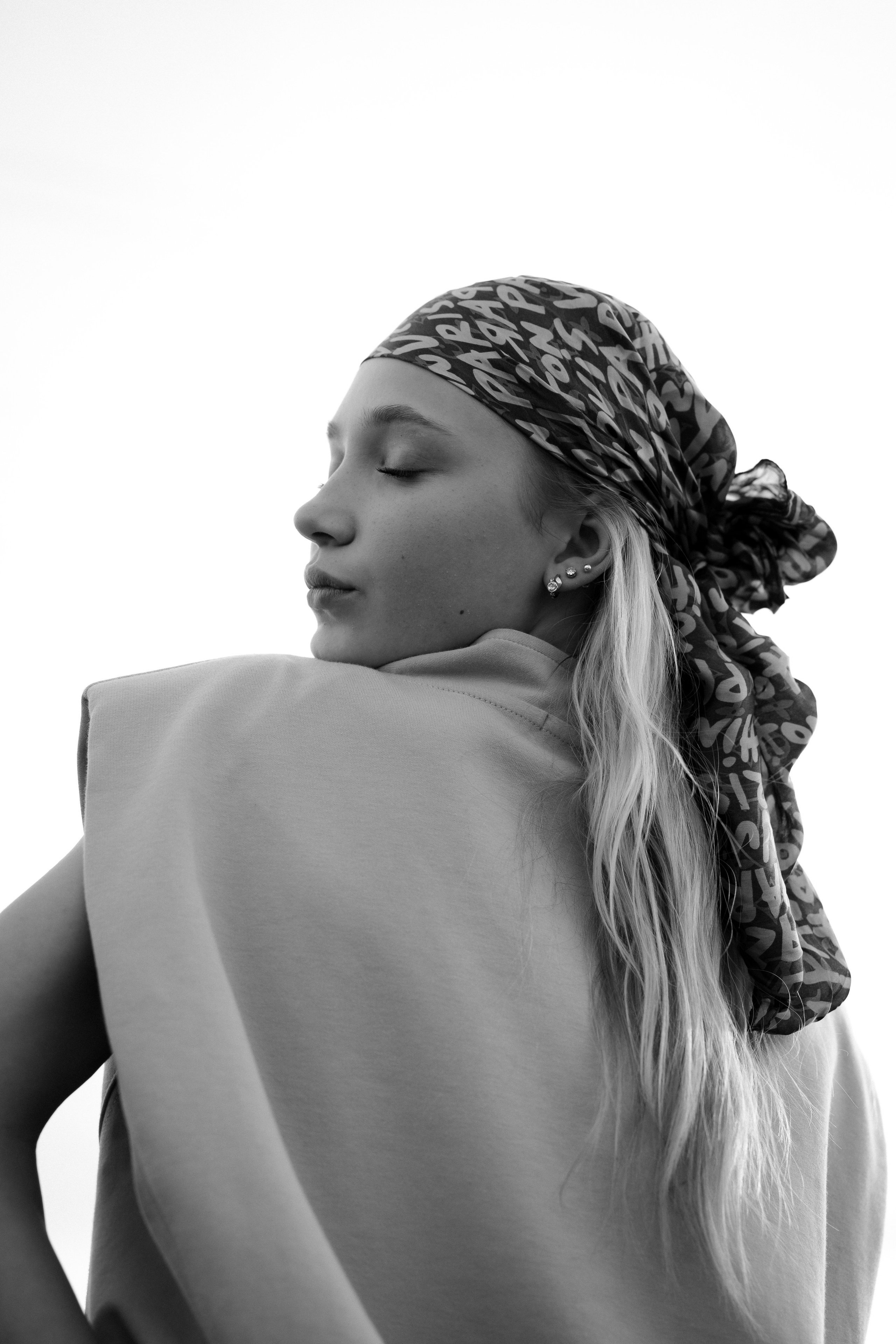 Nature. Portrait, lookbook and family photographer in Riga, LATVIA