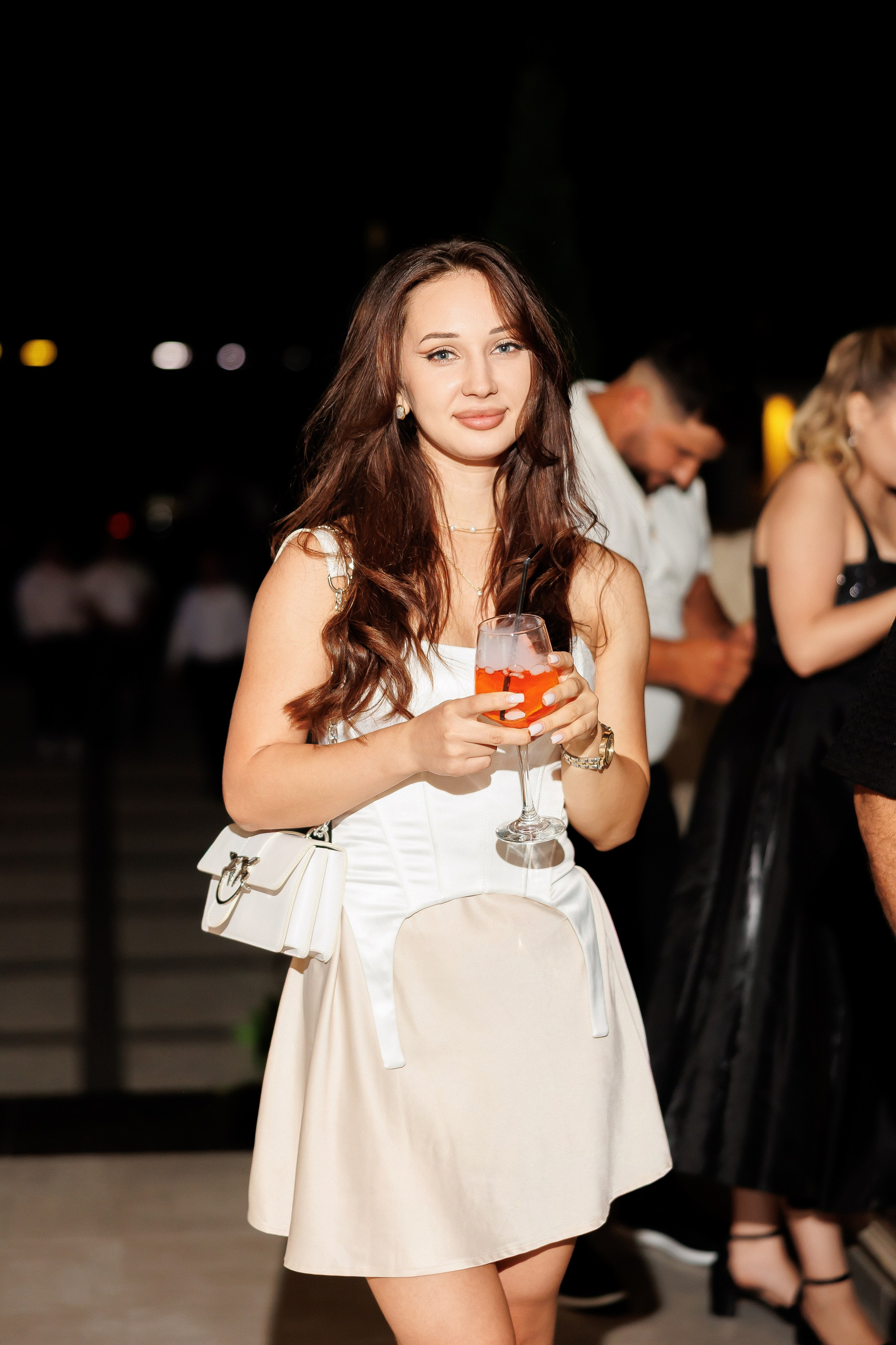 Eugen & Livia — Grand Elysee — Wedding Day. Servicii Foto și Video 067188353