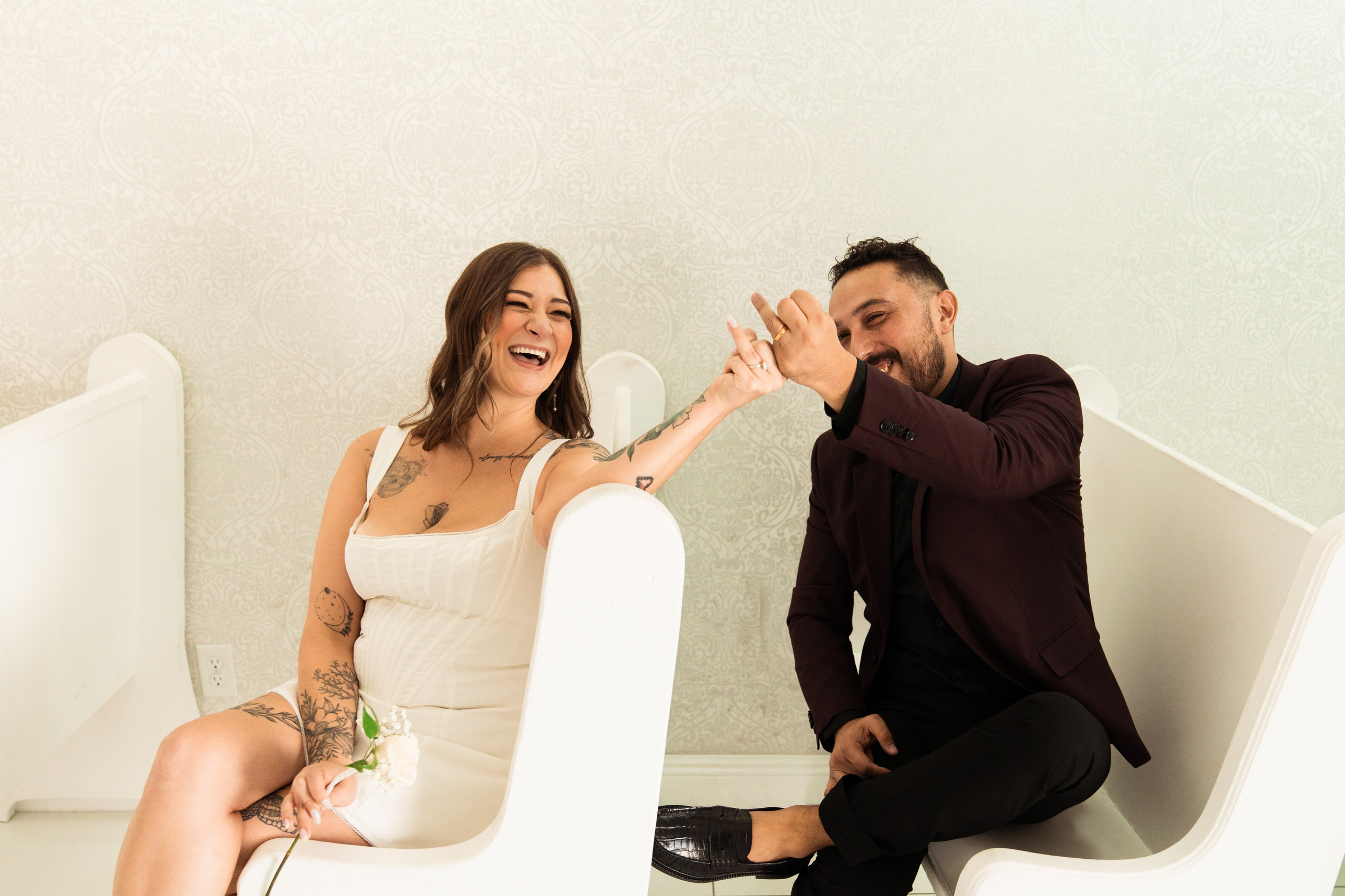 Erin&Jonathan. Wedding & elopement photographer Viktoriya Kravtsov. Las Vegas