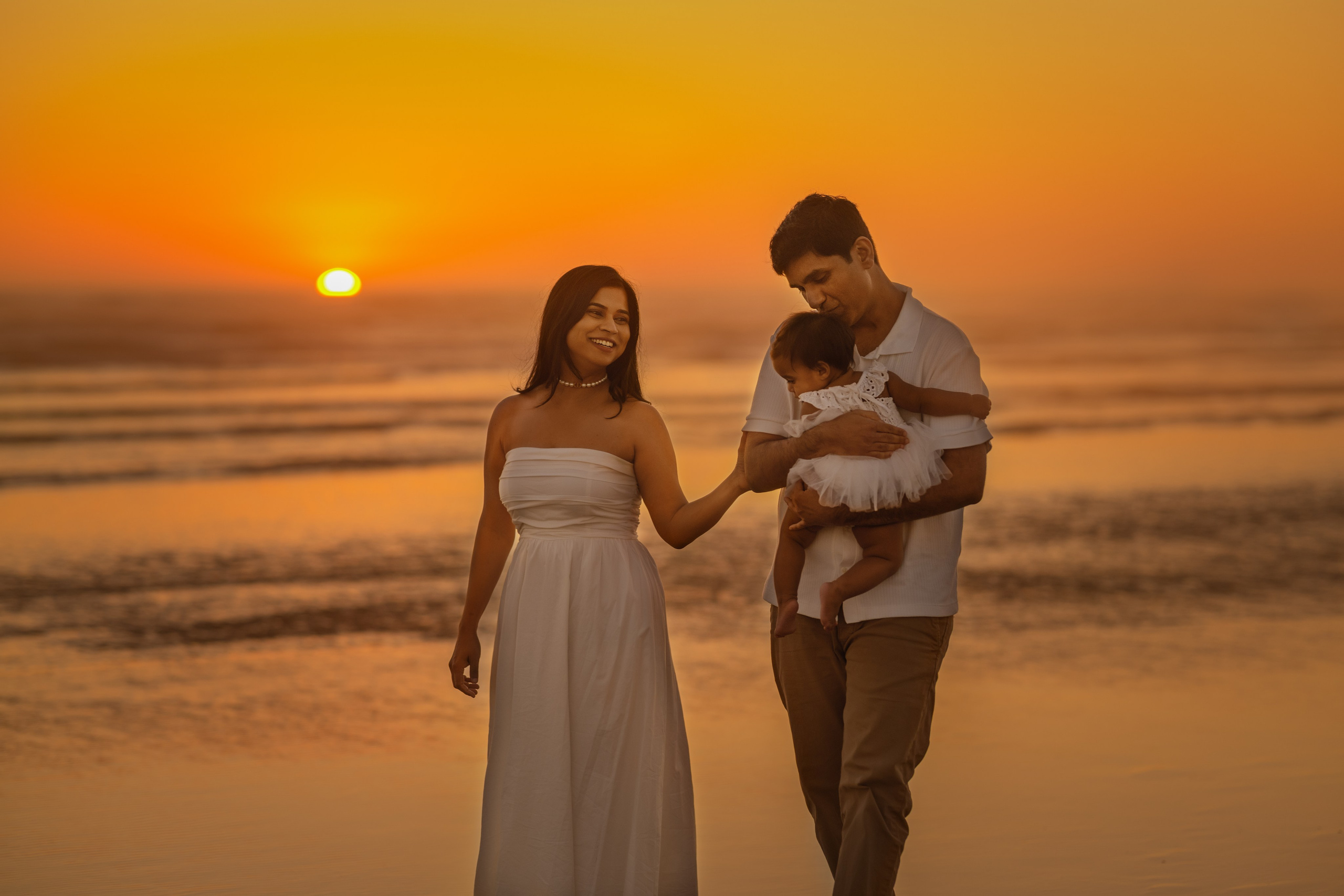 Praveena’s family. Wedding & portrait photography in the Seattle Area. Helen Michelle photographer