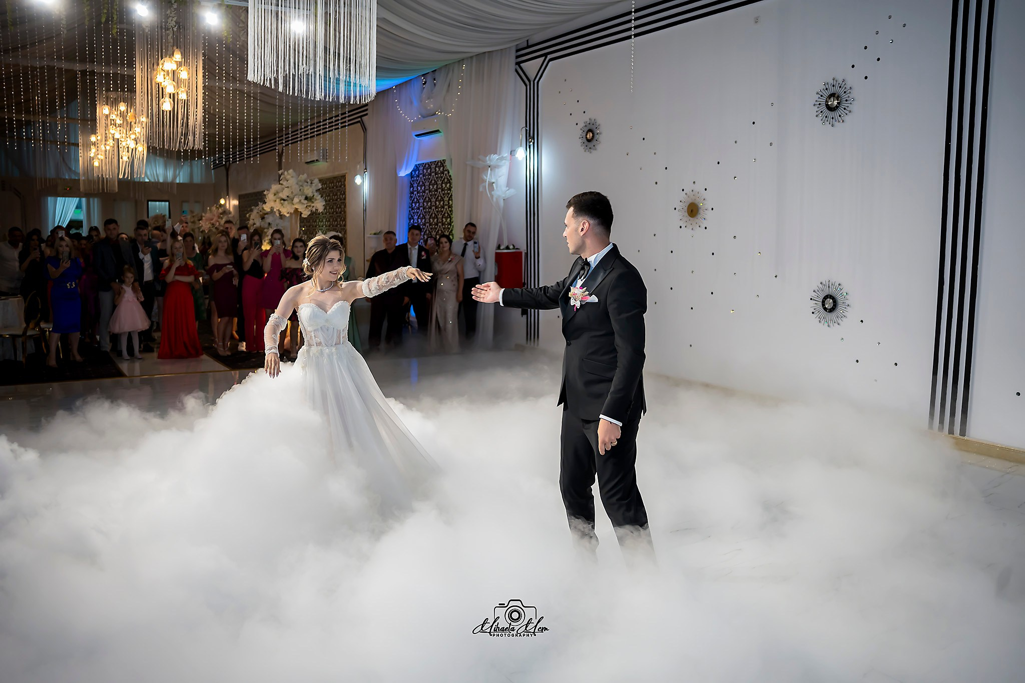 Fotograf de nunta Constanta. Servicii foto video Constanta. MCM Happy Studio – Fotograf și Videograf Nuntă