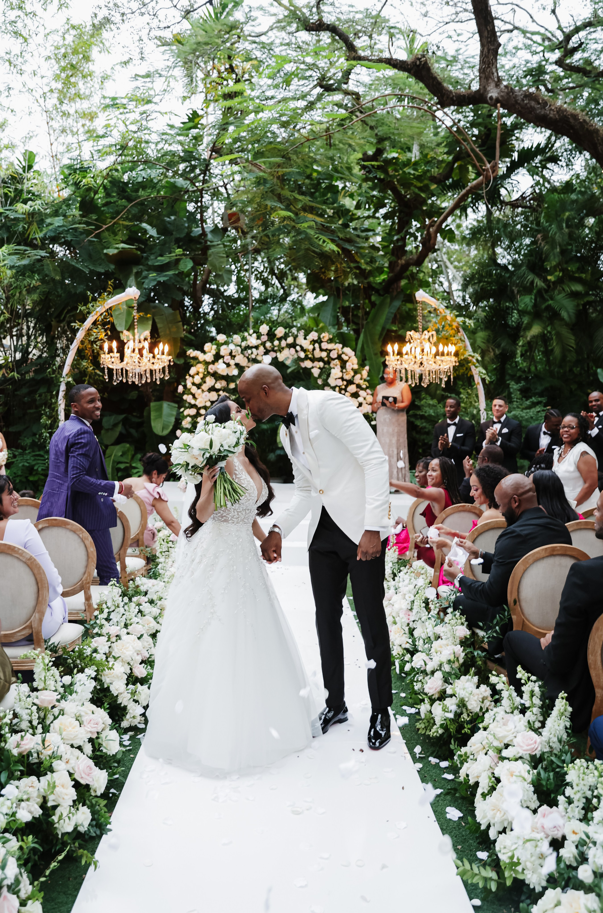 Classic Elegance Meets Modern Love | Martha & Julius at Villa Woodbine. YES I DO PRODUCTION — Wedding photography&videography