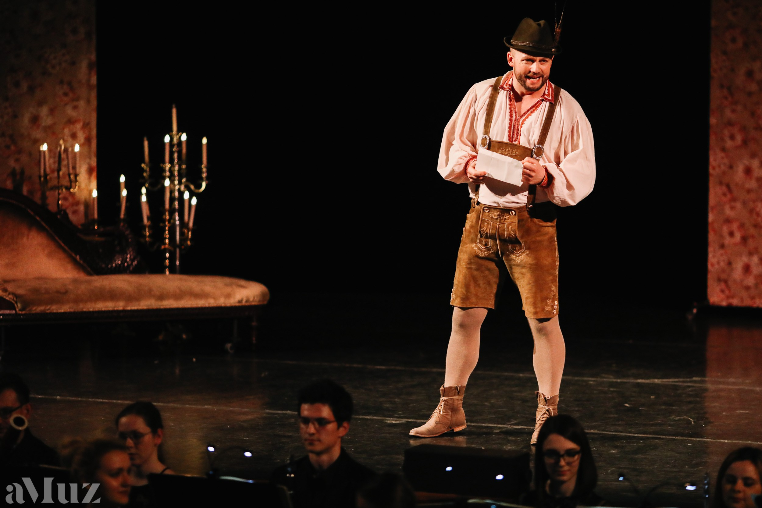 Opera Łąkowa. Fotograf Ślubny Warszawa - Sesje Biznesowe Rodzinne Eventy