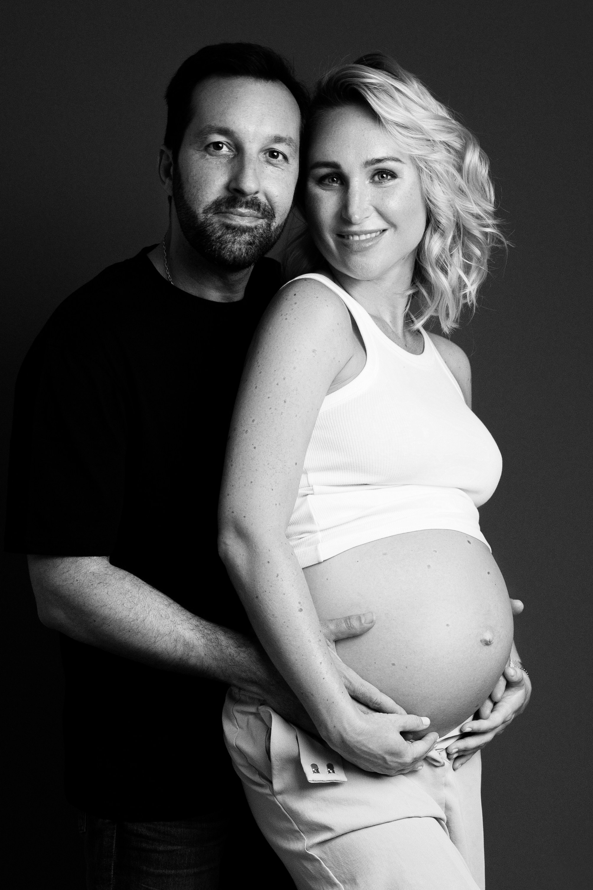 Maternity. Elena Ruzgis — Editorial Wedding & Portrait Photographer