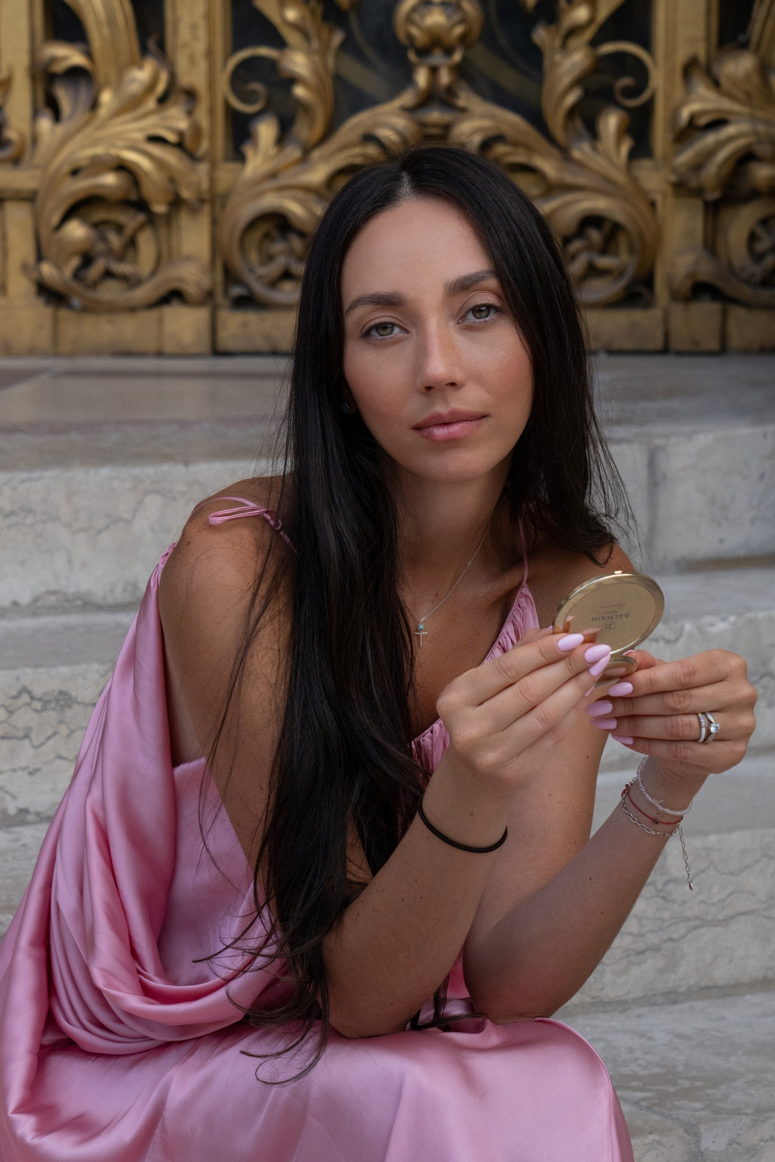 Mia. Nina — Fashion & Beauty Photographer in Paris | Portrait Photoshoots