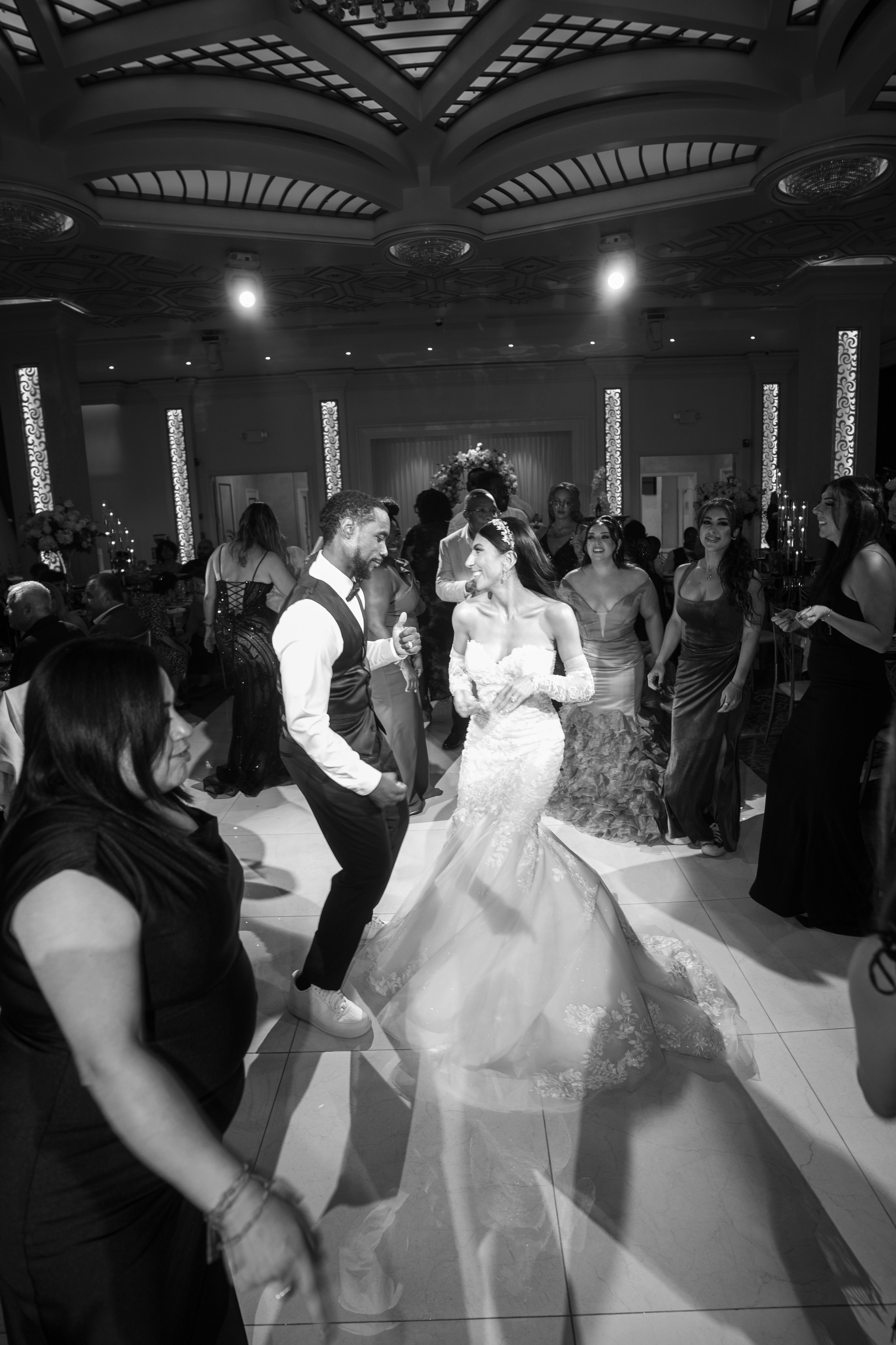 Wedding at Bella Blanca Los Angeles. Wedding Photography & Videography Team in California, Los Angeles, San Francisco, San Diego and Travel