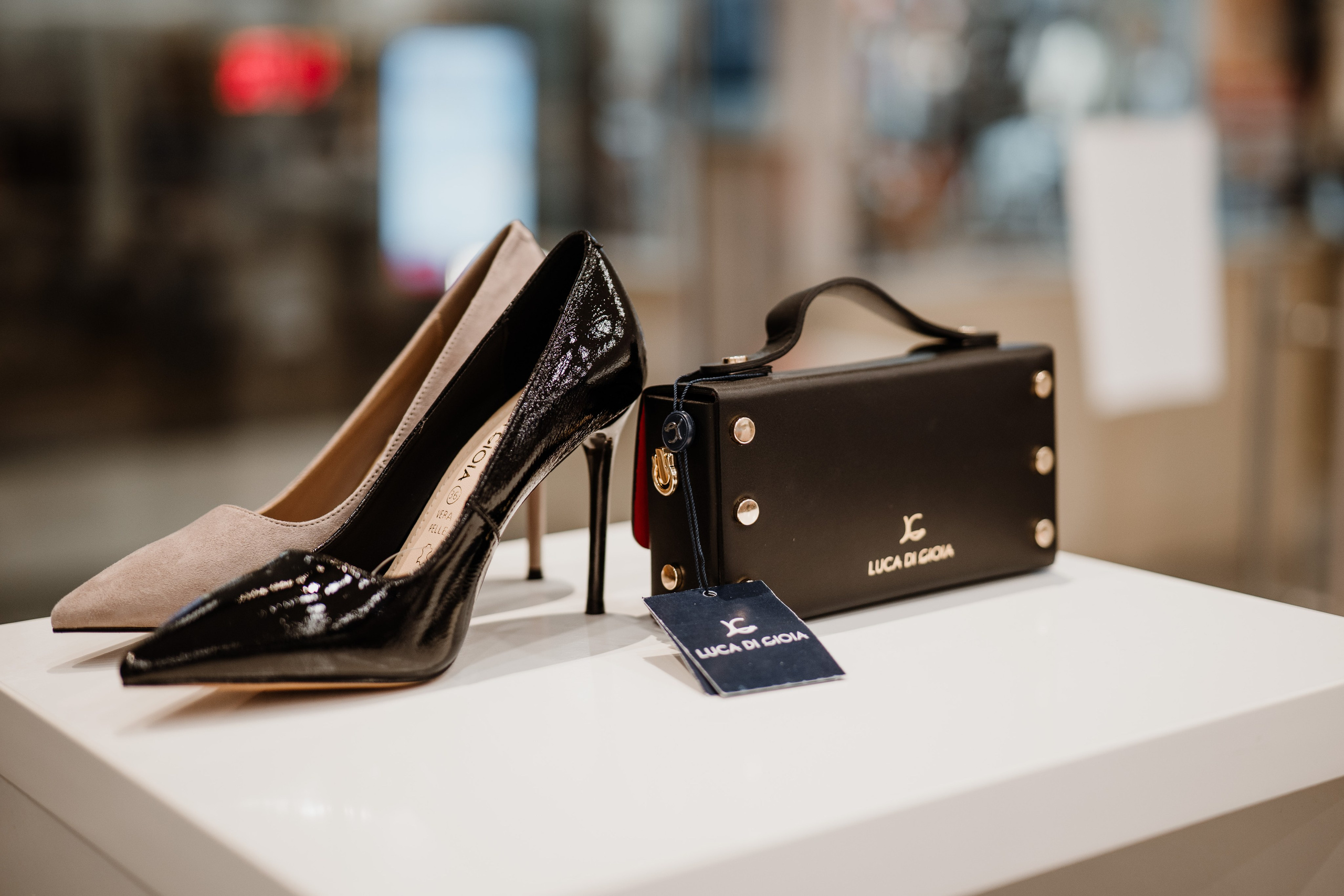 REDESCHIDERE BENVENUTI DEVA. Freesh Media Products