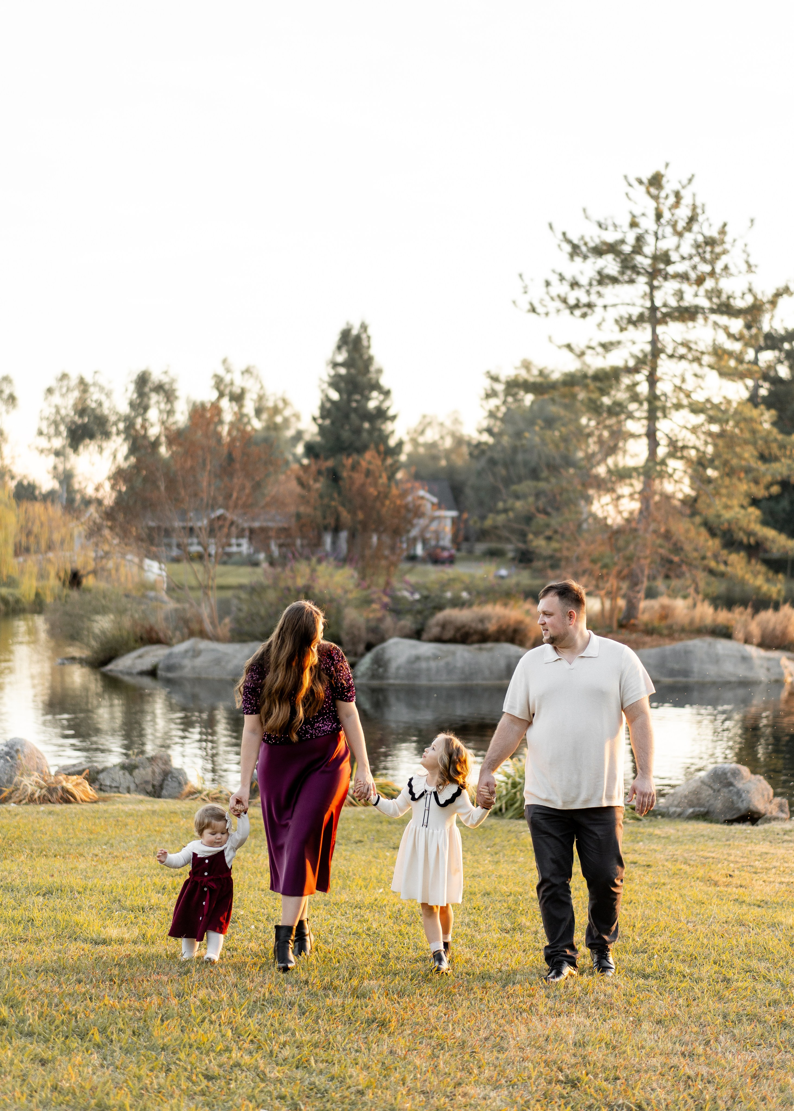 Klyushin family. Family photographer in Sacramento | Sofia Pavenko