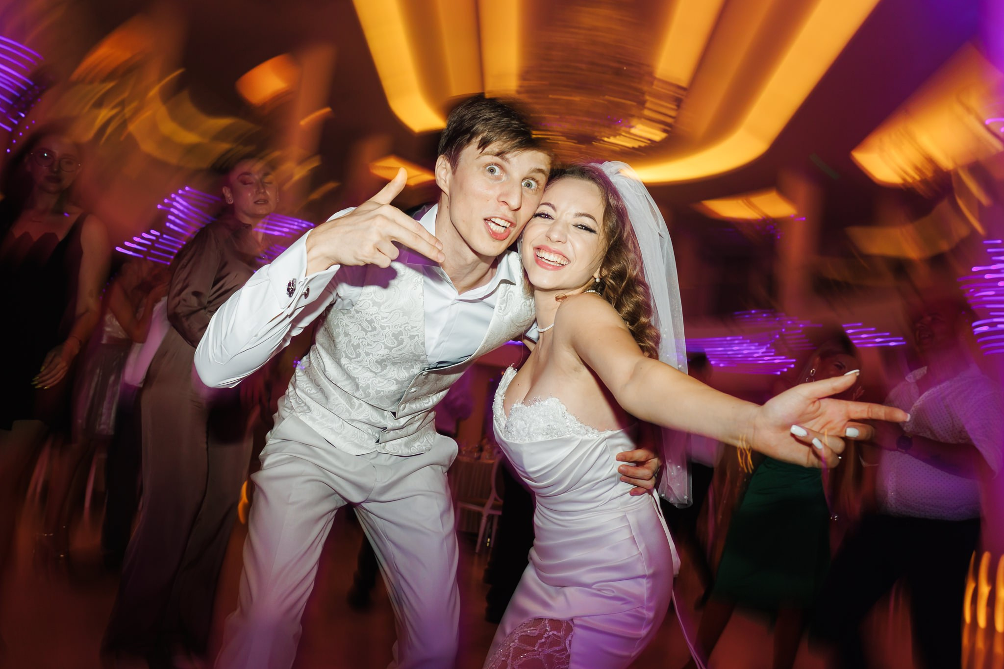 Sandra & Andrei. Wedding Photographer in Bucharest — Manu Ivanciu