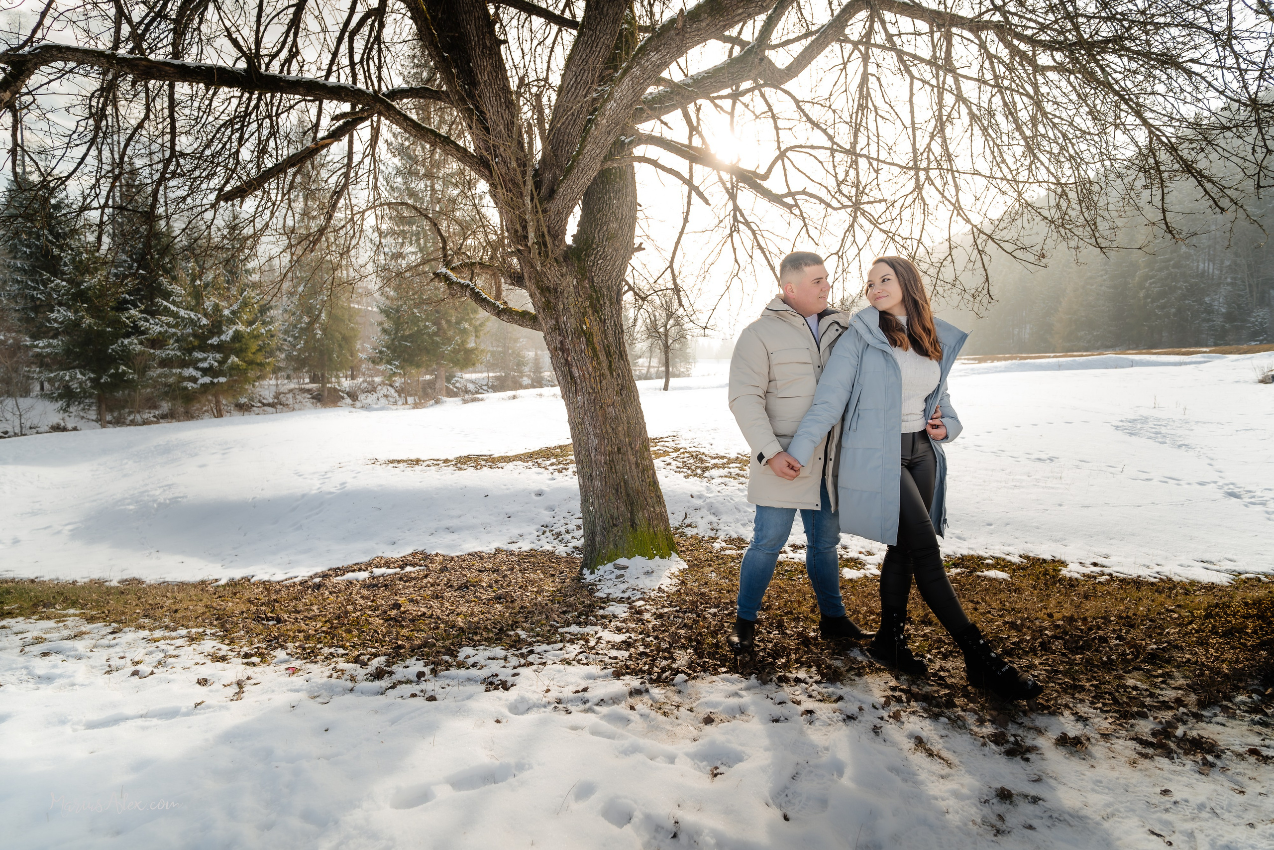 Ioana & Robert - Un Save the Date cu emoție și adrenalină 🏍️. Marius Alex fotograf de eveniment si portret din Suceava