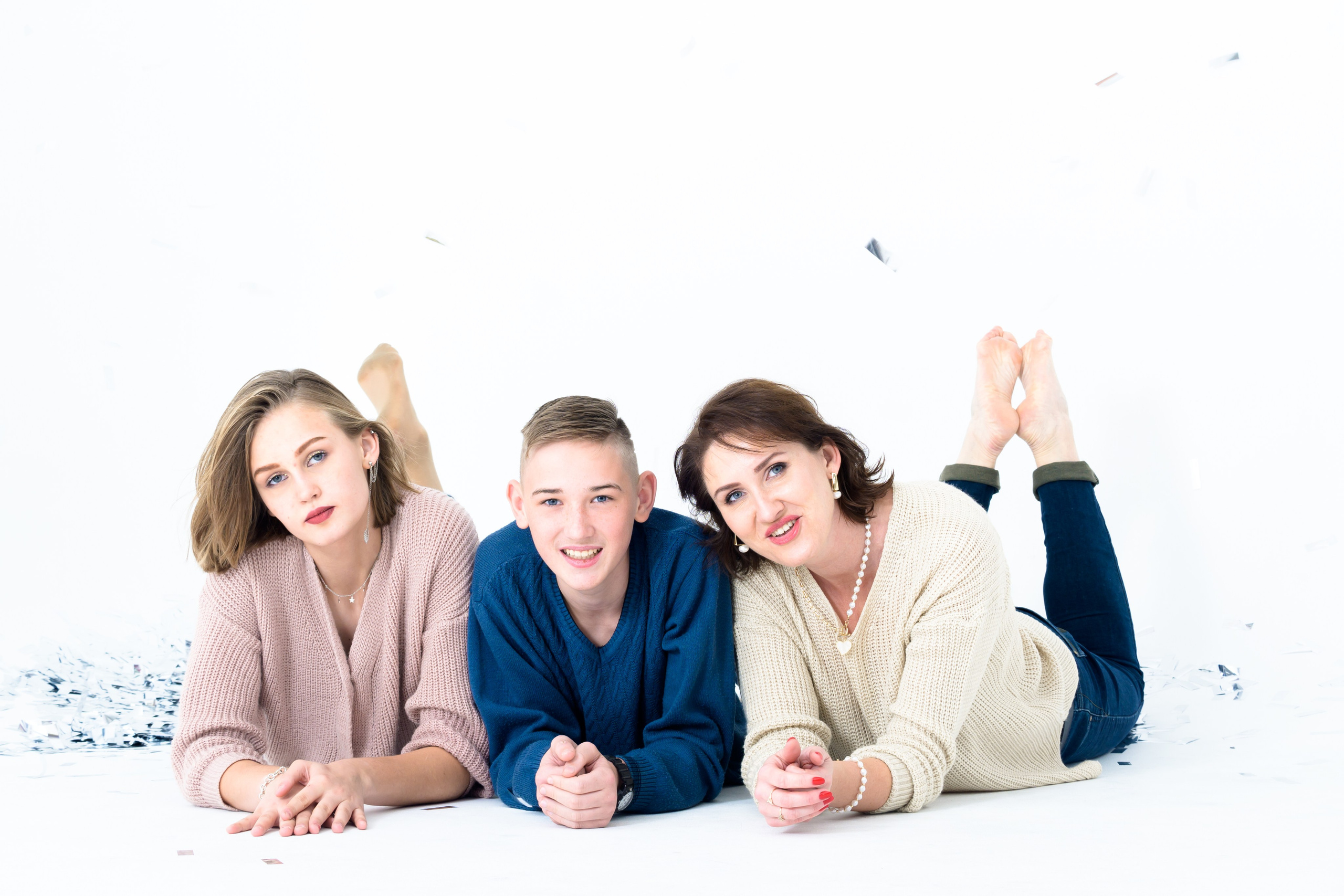 Katya and the family. Fotograf Dmitrii Donets