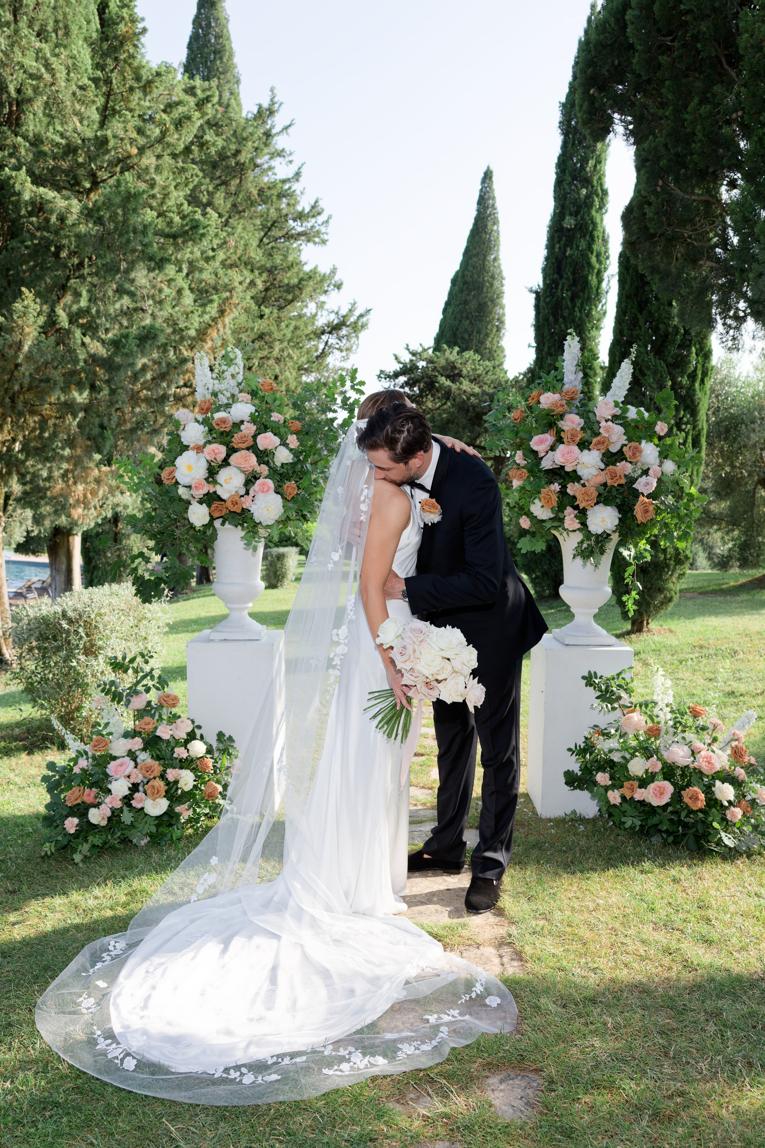 Wedding at Borgo Bastia Creti, Umbria