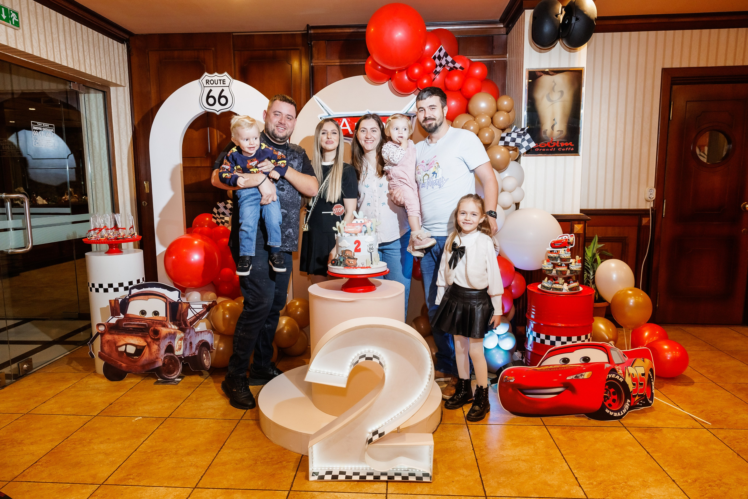 Честит Рожден Ден. Фотограф Ирина Йотова