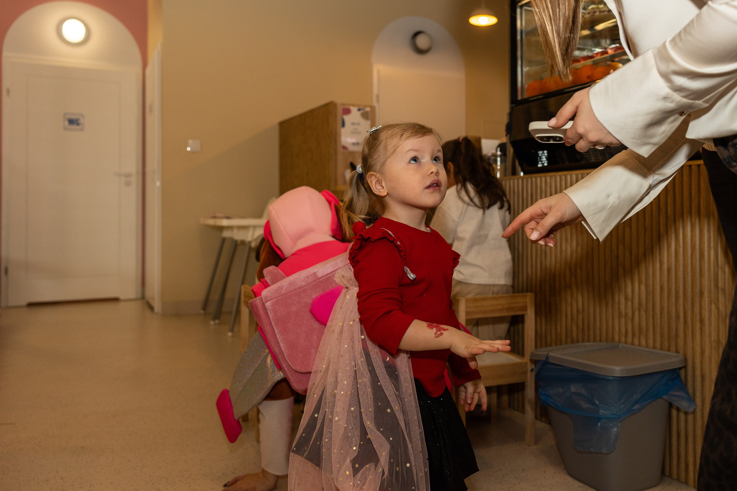 День рождения Артёма 24 января 2026 года. Семейный и детский фотограф в Варшаве Мила Бобровская