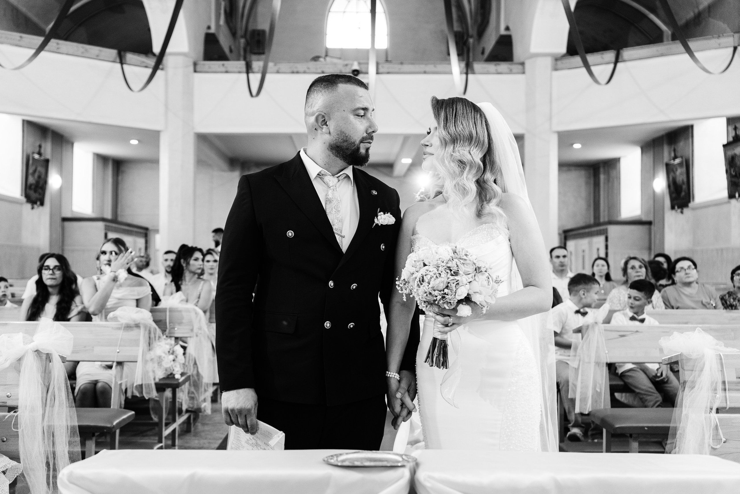 Delia & Paul. Ionut Cimpoes FOTOGRAF